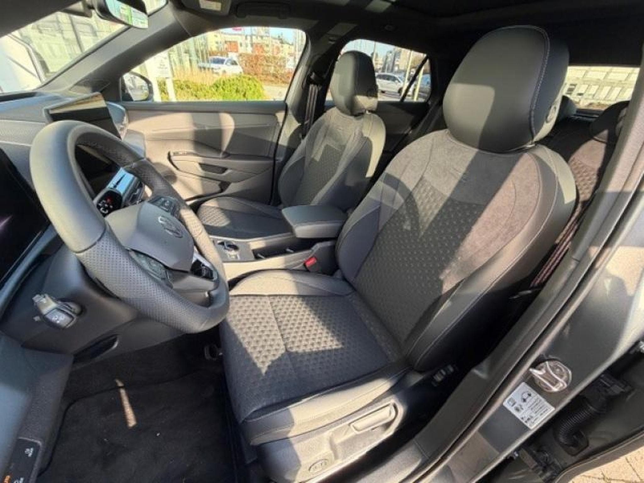 VW T-Roc R-LINE (2026) - Photo 12