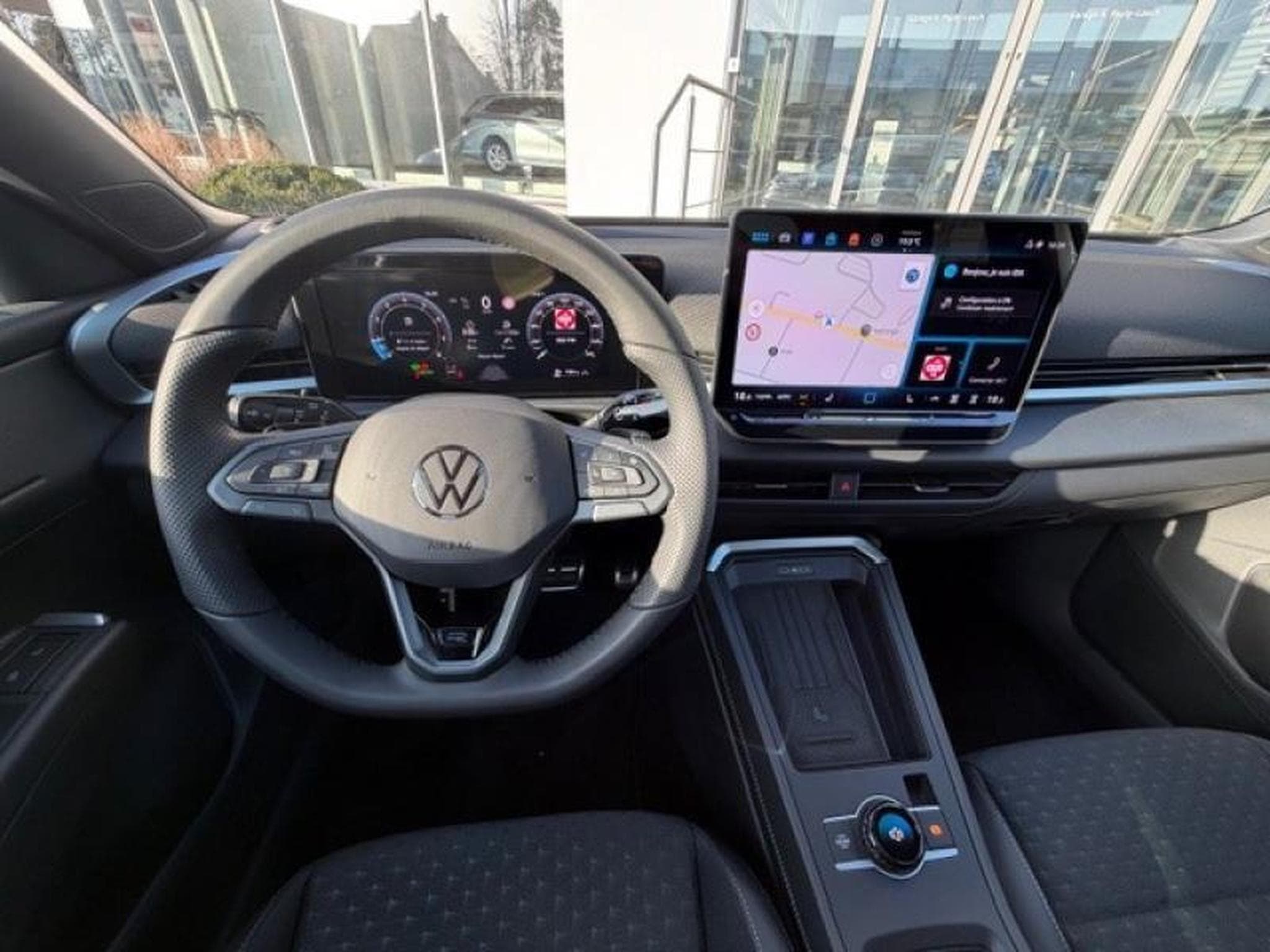 VW T-Roc R-LINE (2026) - Photo 14