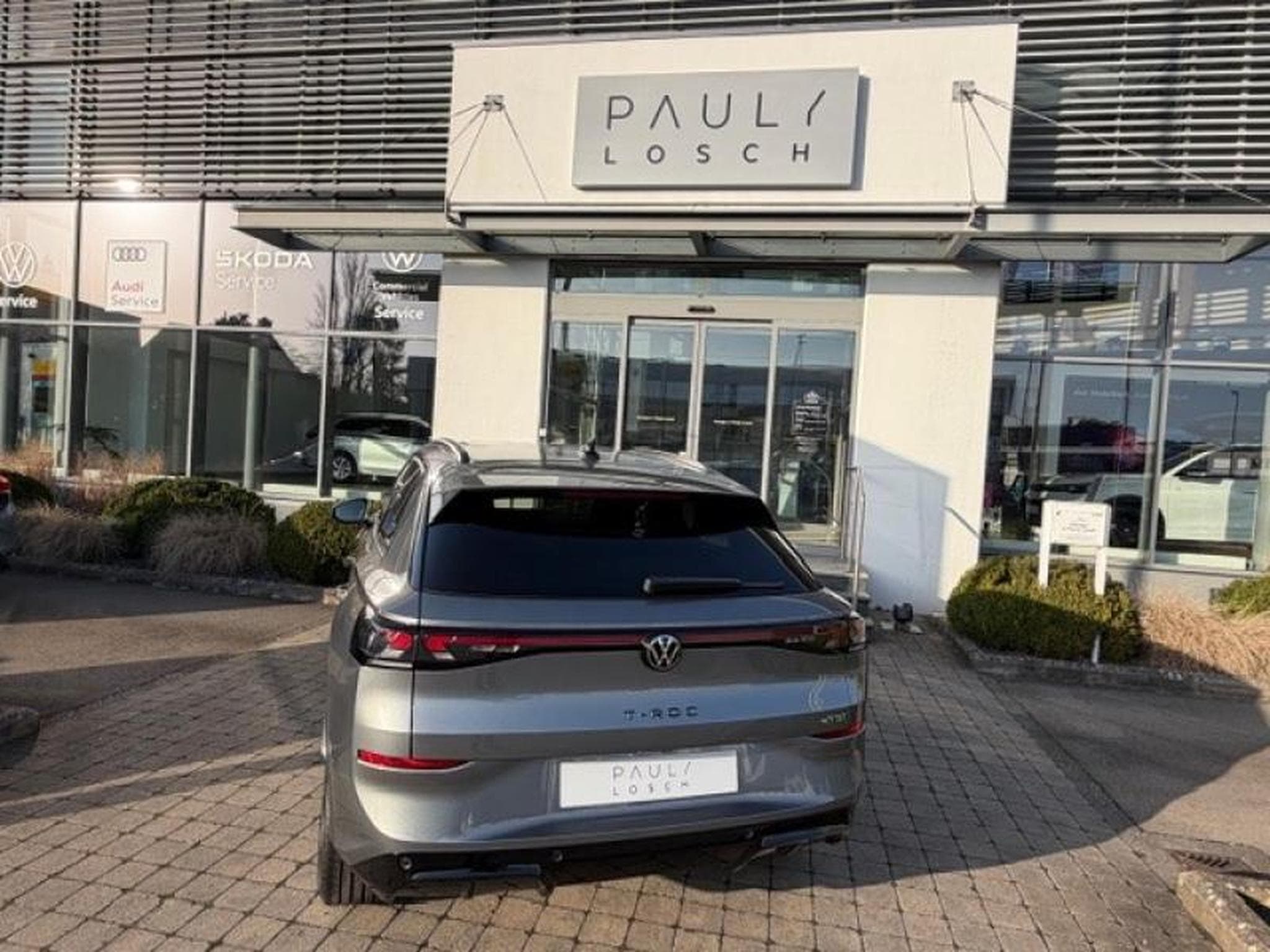 VW T-Roc R-LINE (2026) - Photo 8