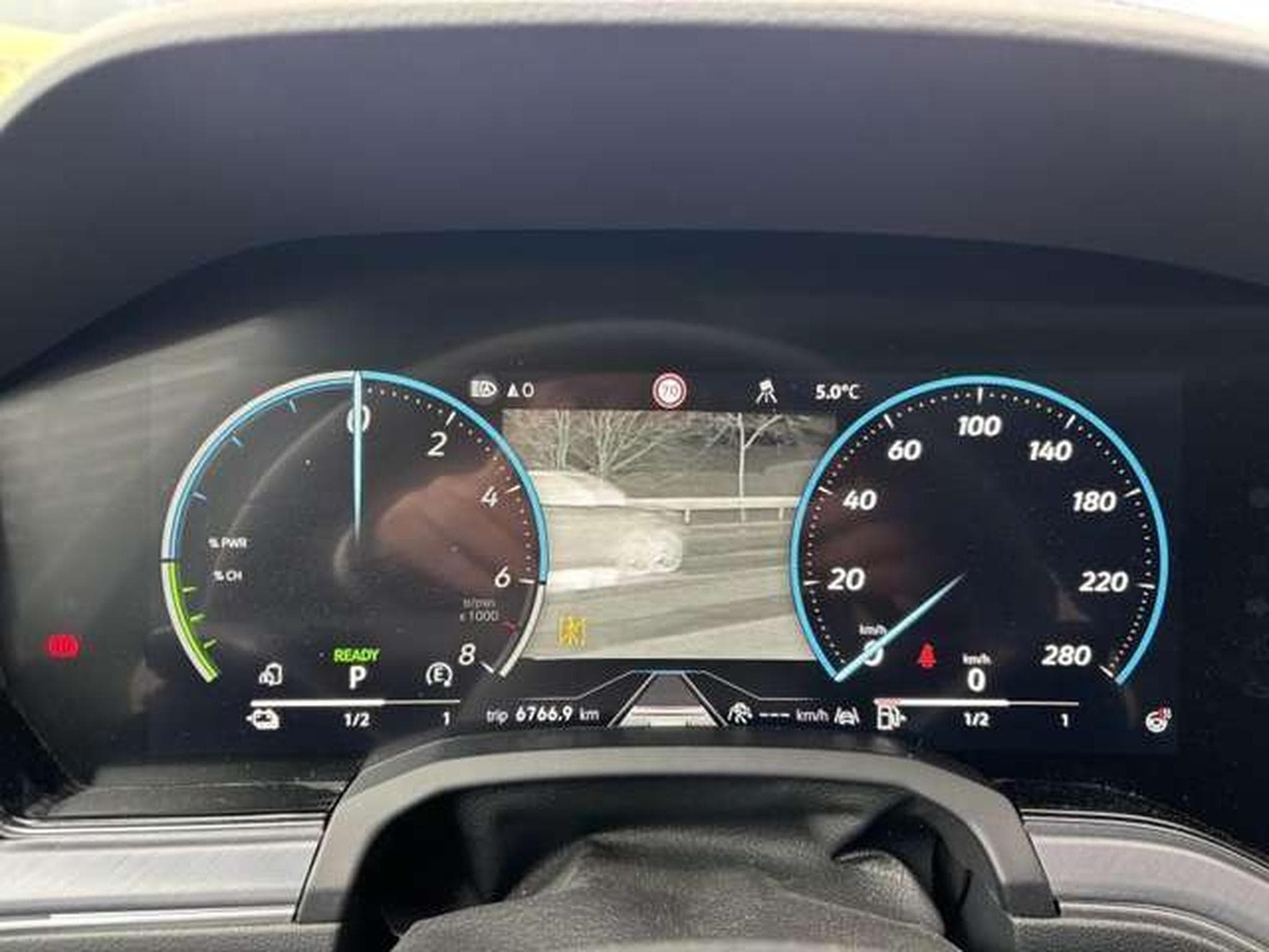 VW Touareg R 3.0 V6 E-HYBRIDE 4MOTION (2025) - Foto 13