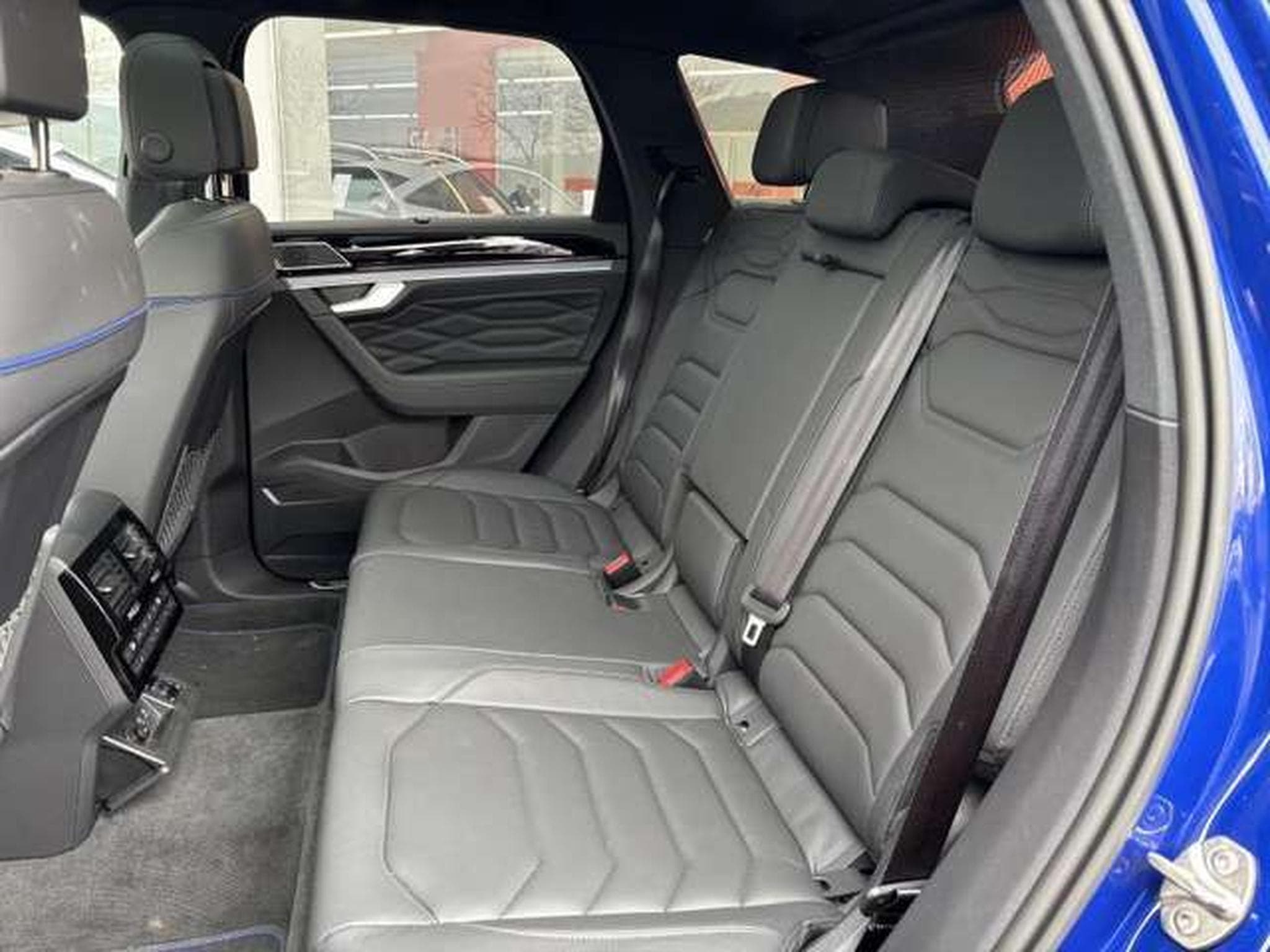 VW Touareg R 3.0 V6 E-HYBRIDE 4MOTION (2025) - Foto 20