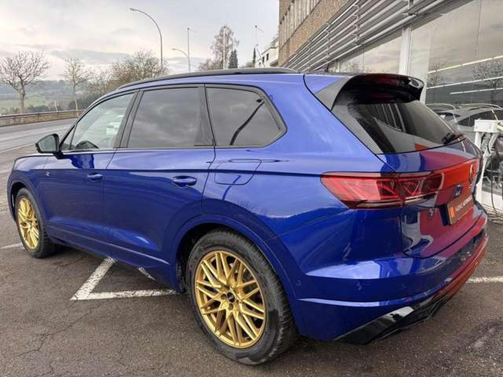 VW Touareg R 3.0 V6 E-HYBRIDE 4MOTION (2025) - Foto 7