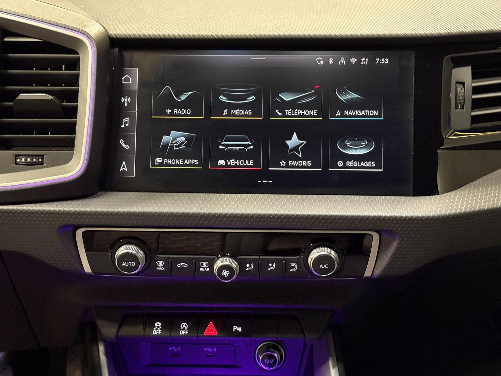 Audi A1 30 TFSI 115cv S-TRONIC Black Edition CAMERA/ECLAIRAGE D'AMBI (2025) - Foto 11