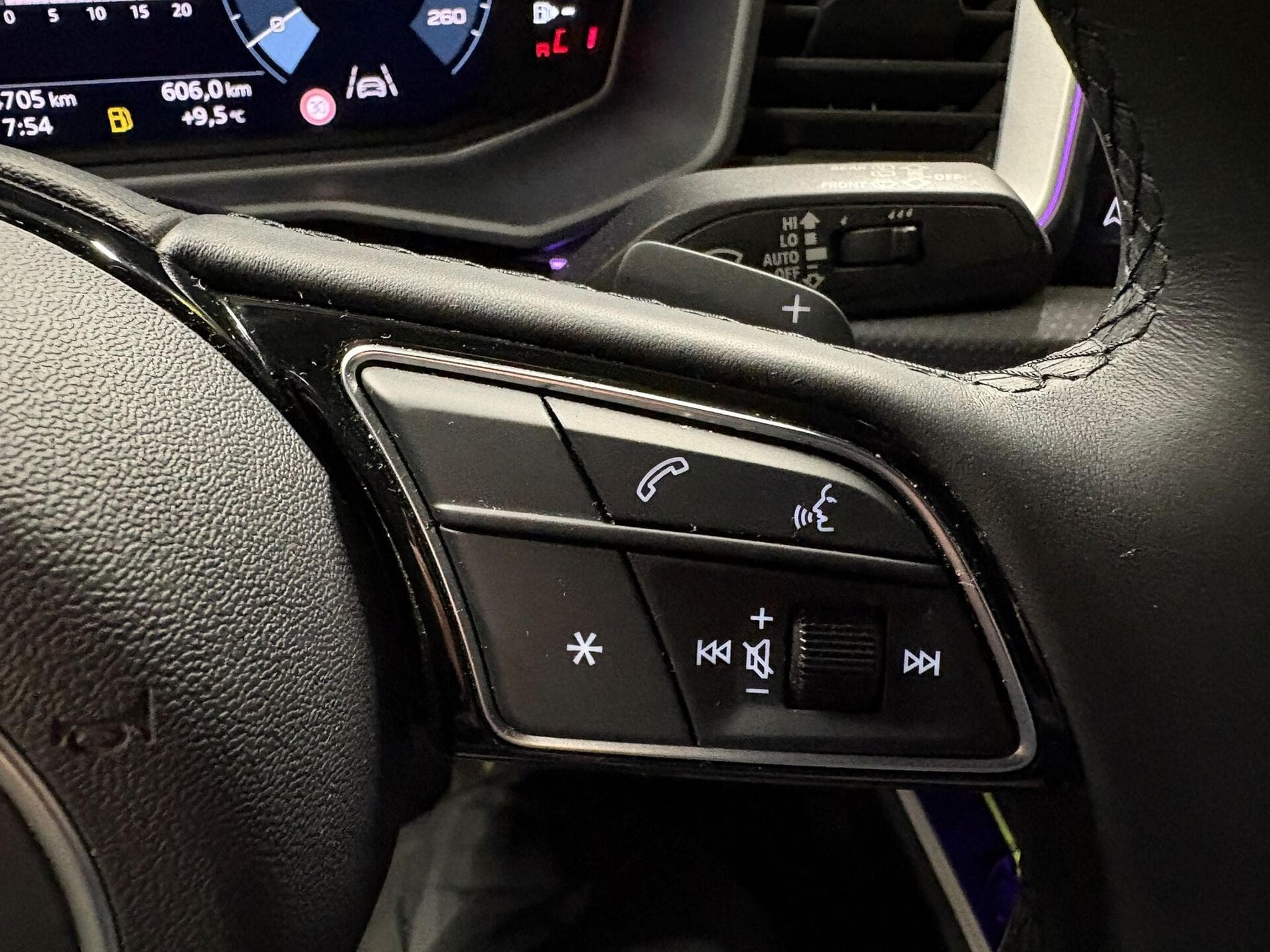 Audi A1 30 TFSI 115cv S-TRONIC Black Edition CAMERA/ECLAIRAGE D'AMBI (2025) - Foto 13