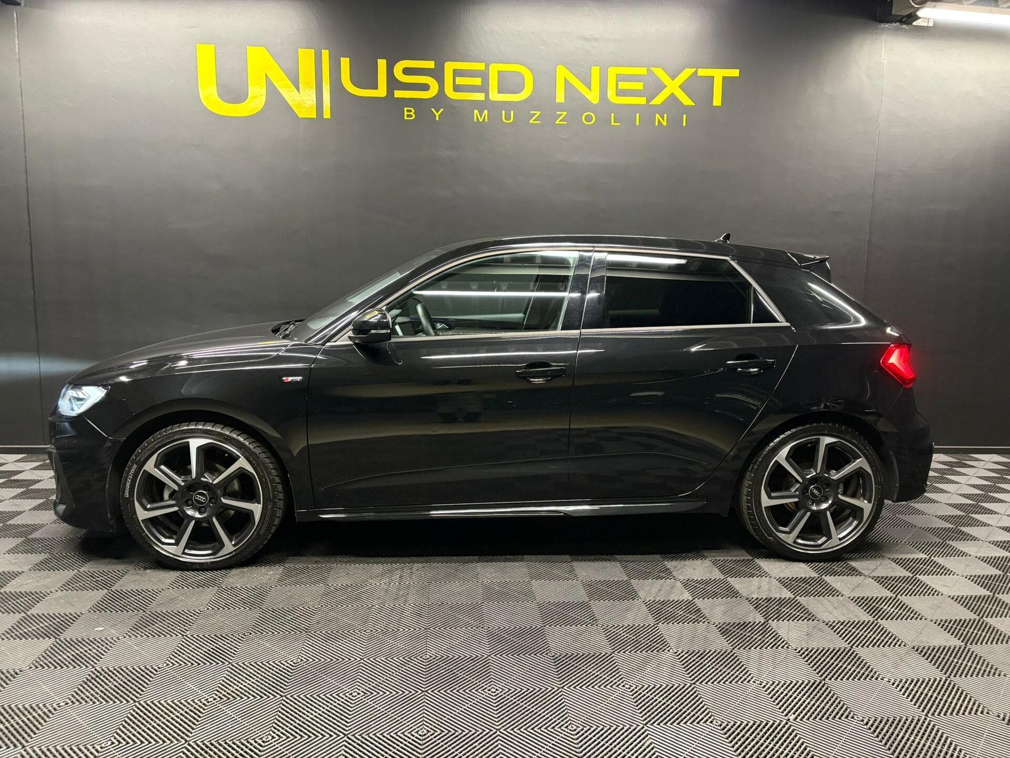 Audi A1 30 TFSI 115cv S-TRONIC Black Edition CAMERA/ECLAIRAGE D'AMBI (2025) - Foto 4