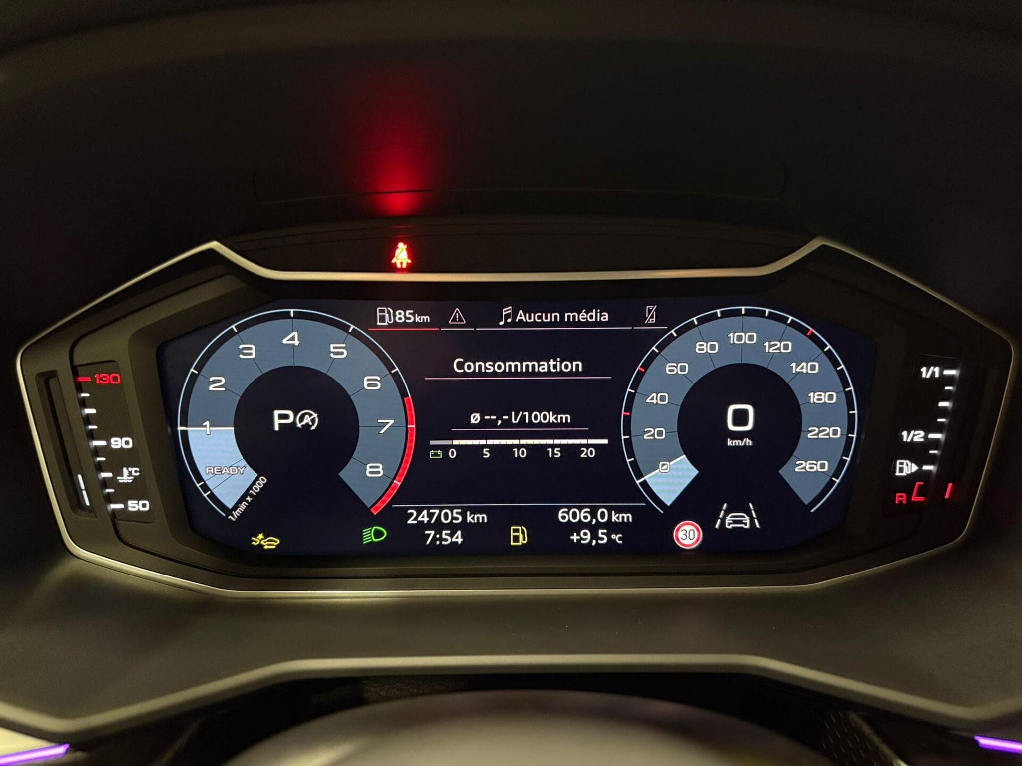 Audi A1 30 TFSI 115cv S-TRONIC Black Edition CAMERA/ECLAIRAGE D'AMBI (2025) - Foto 8