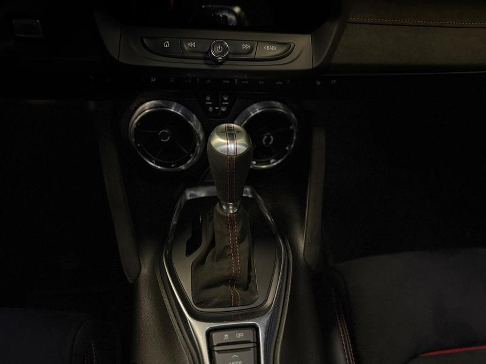 Chevrolet Camaro ZL1 6.2 V8 (2020) - Photo 5