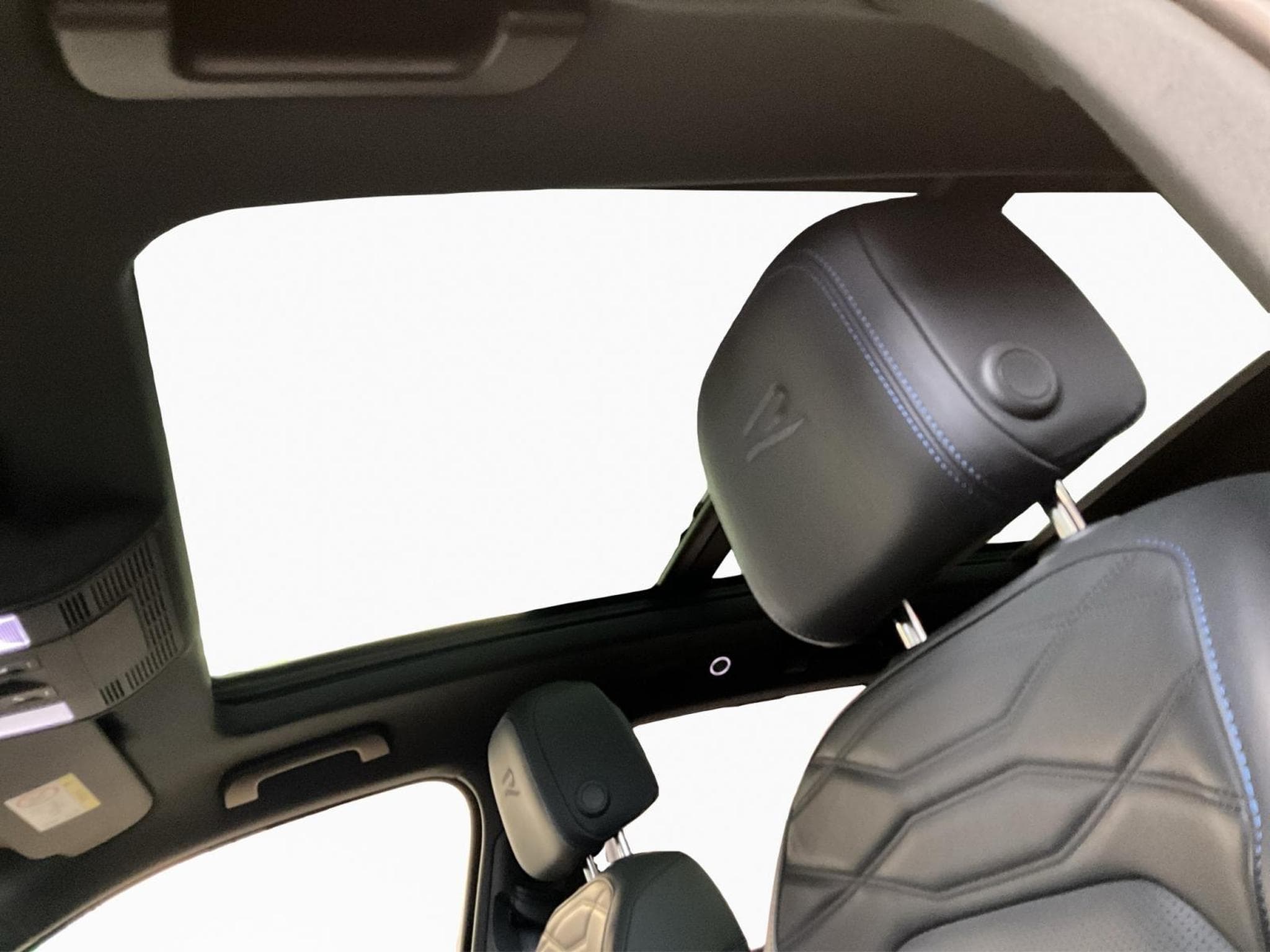 VW Touareg R+PHEV+4M+Aut.+P.Travel+P.Ass. (2024) - Foto 15