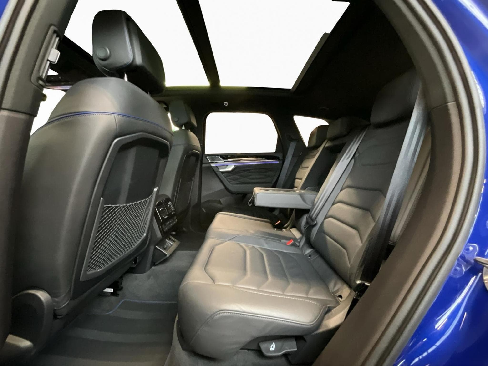 VW Touareg R+PHEV+4M+Aut.+P.Travel+P.Ass. (2024) - Foto 16