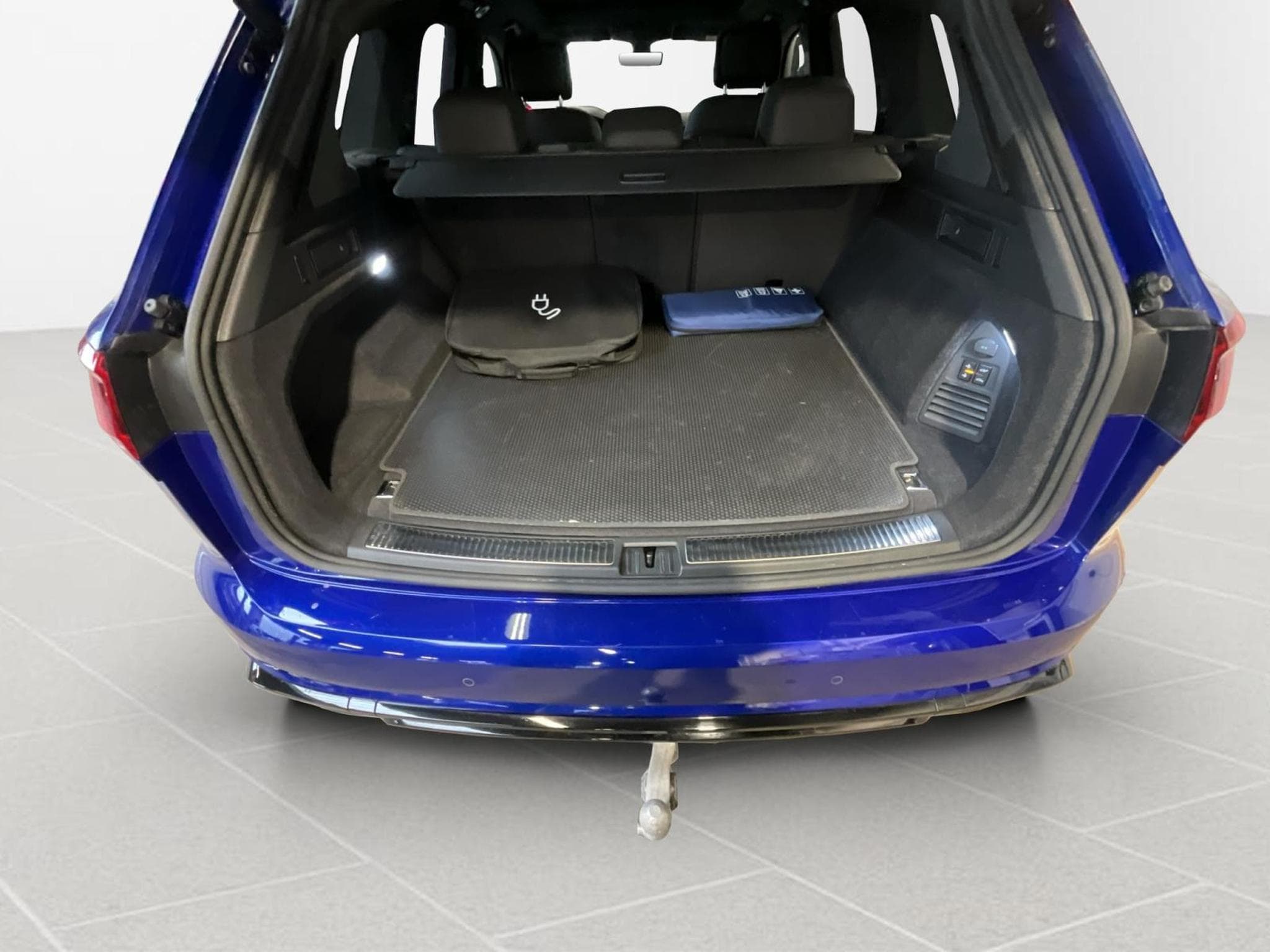 VW Touareg R+PHEV+4M+Aut.+P.Travel+P.Ass. (2024) - Foto 17