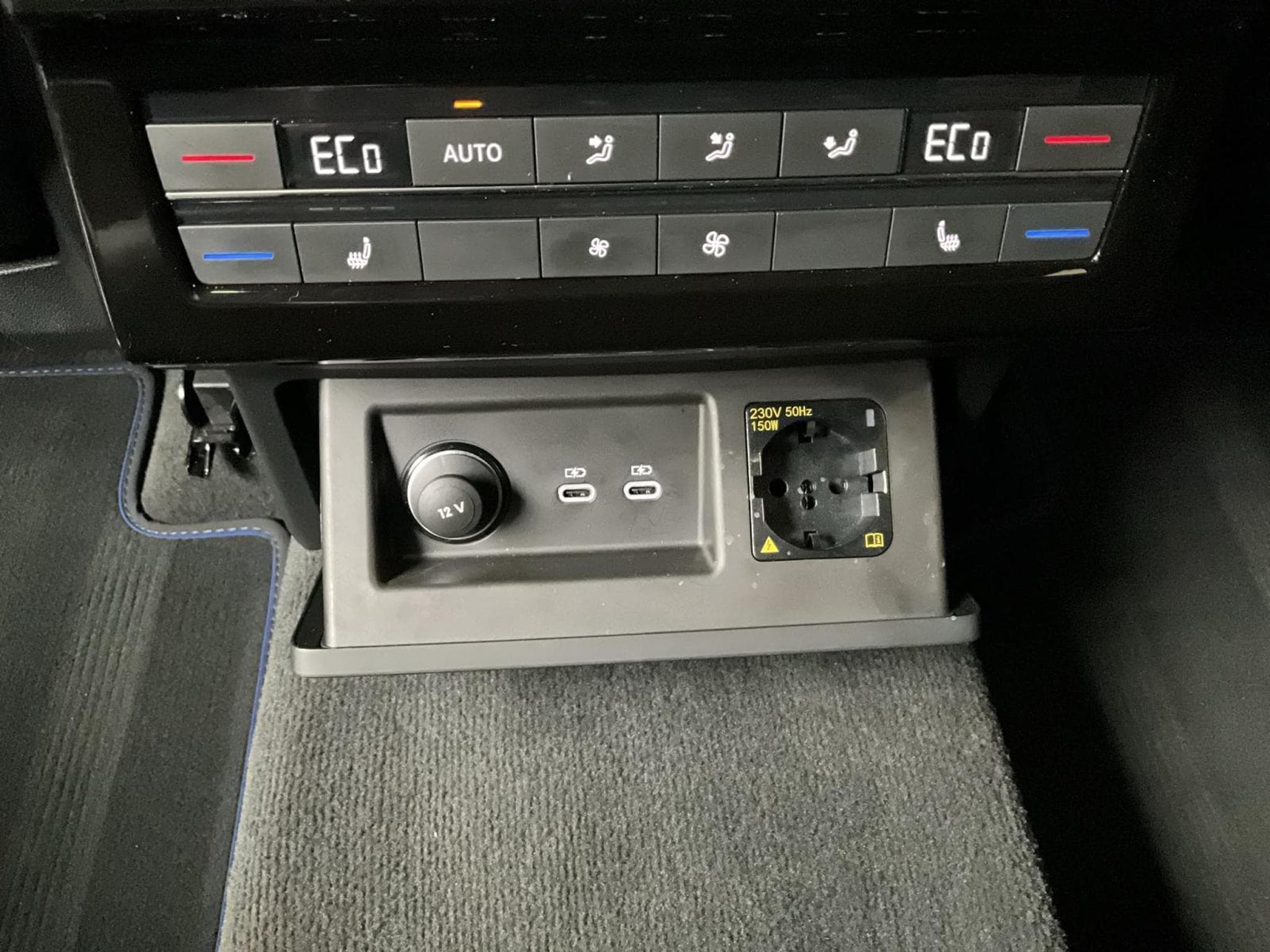 VW Touareg R+PHEV+4M+Aut.+P.Travel+P.Ass. (2024) - Foto 23