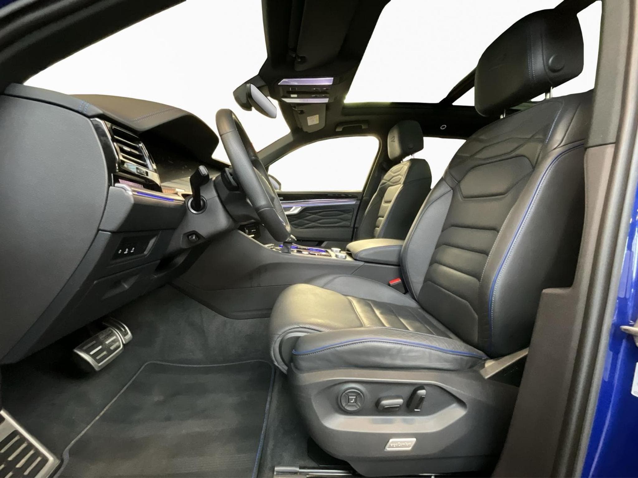 VW Touareg R+PHEV+4M+Aut.+P.Travel+P.Ass. (2024) - Foto 9