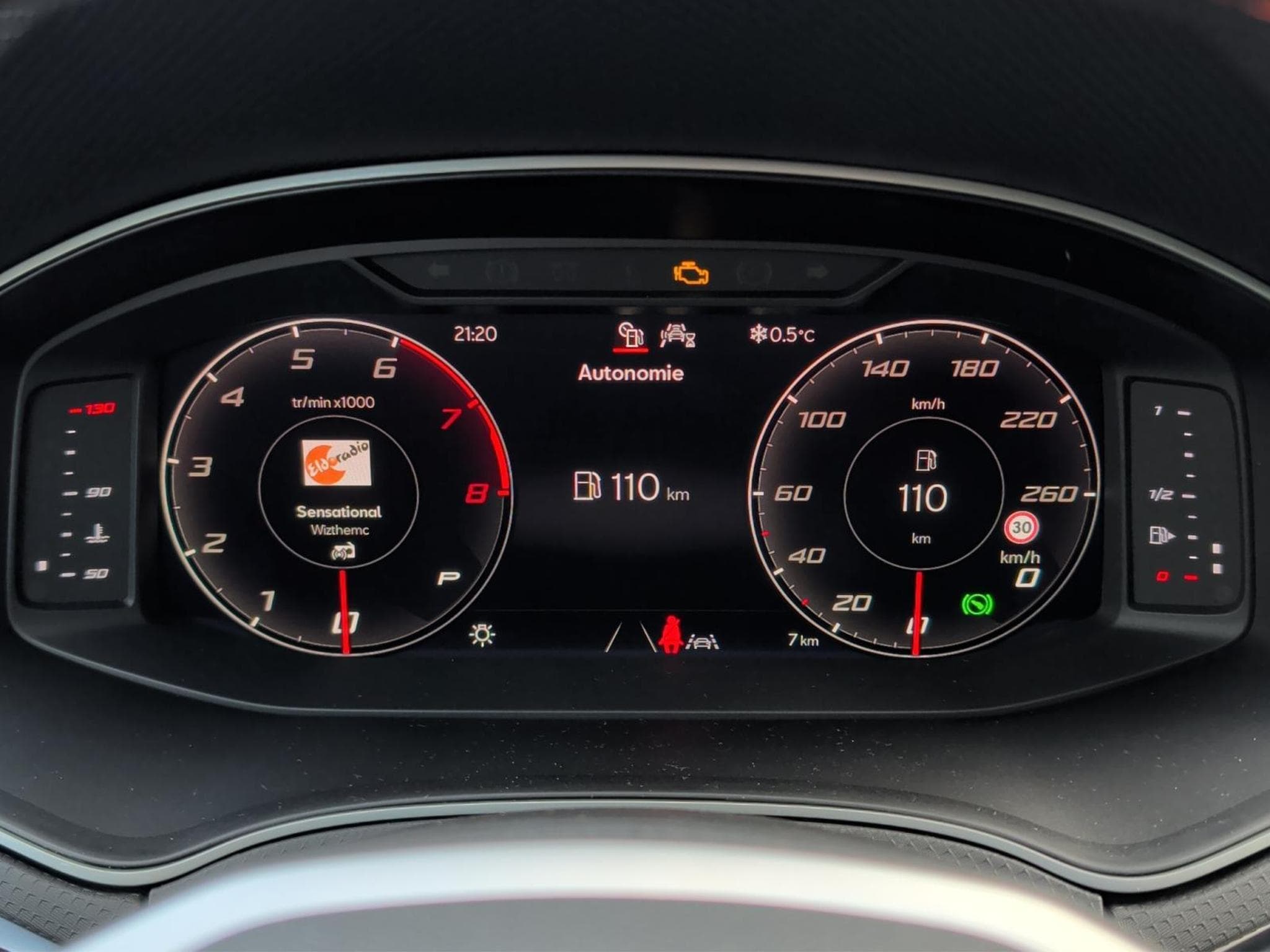 Seat Arona FR (2026) - Foto 11