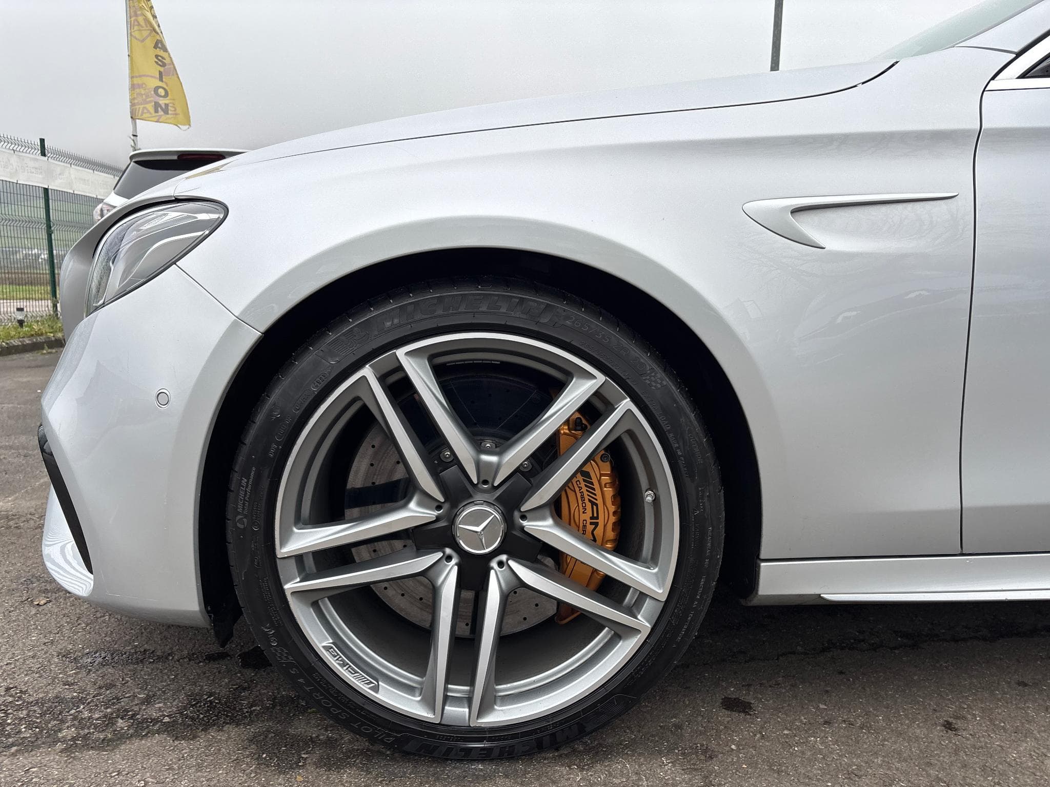 Mercedes E 63 AMG E 63 S AMG 4Matic+ T 9G-TRONIC (2019) - Photo 15