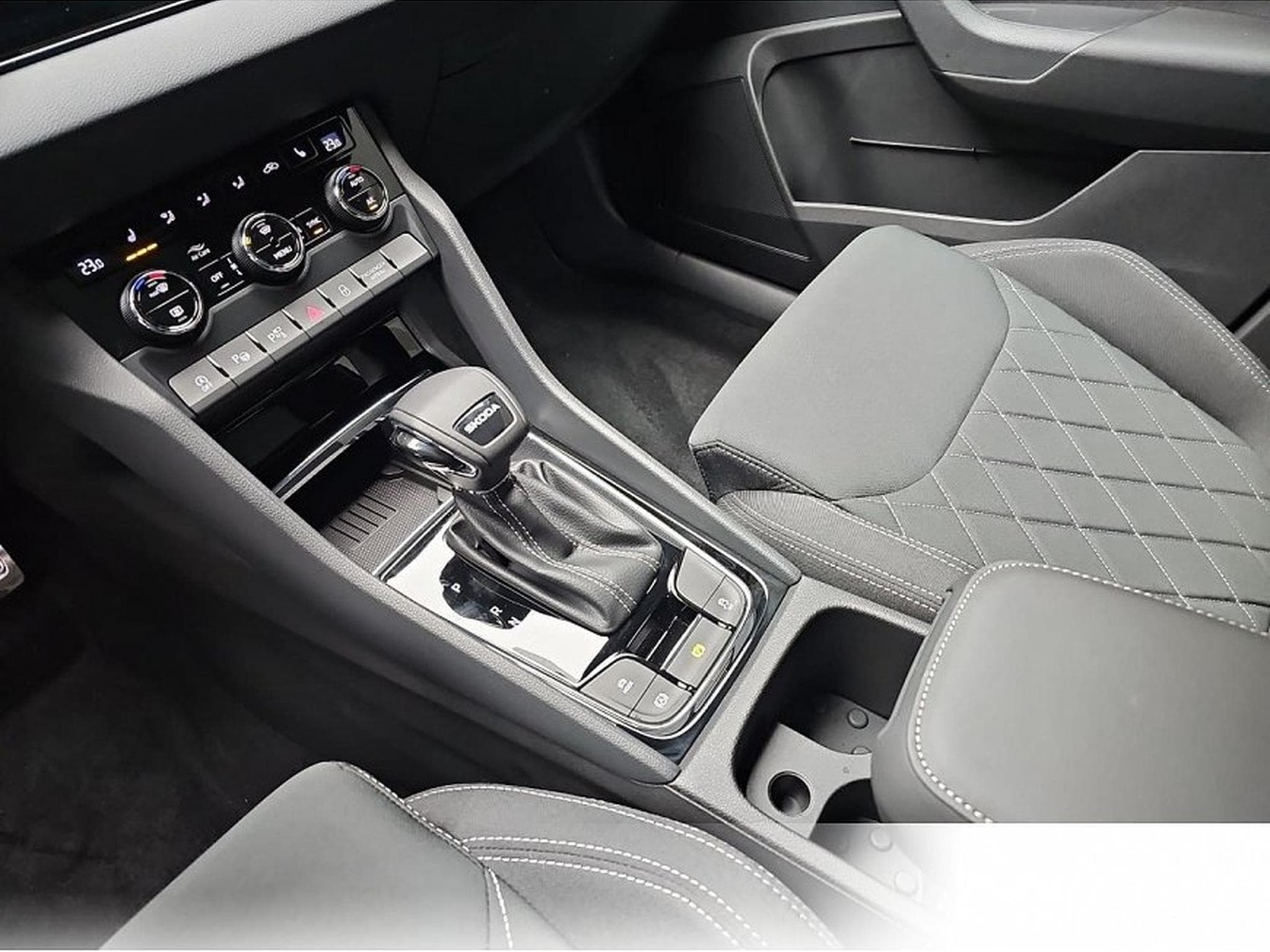 Skoda Karoq (2026) - Photo 11