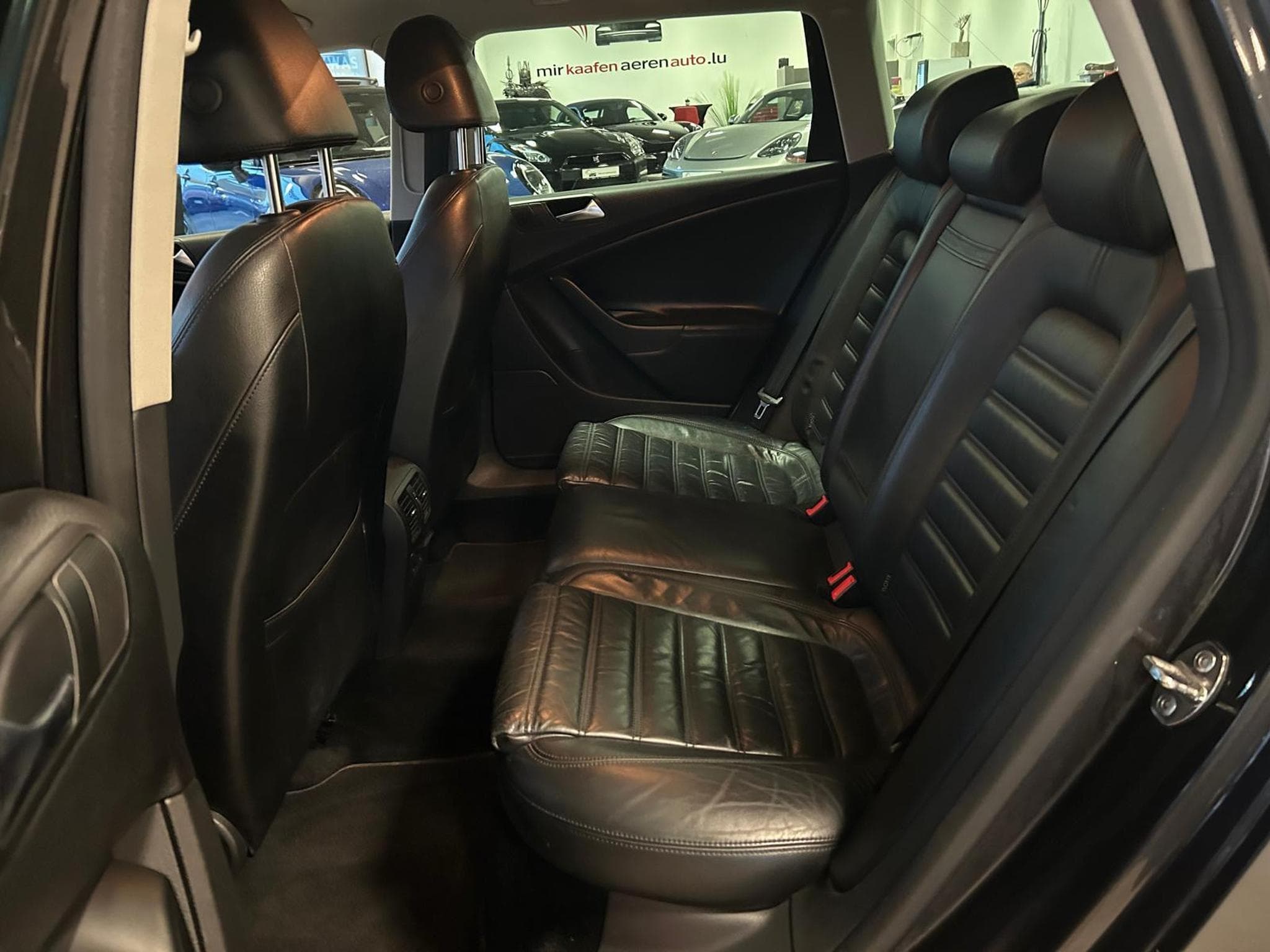 VW Passat HIGHLINE (2010) - Foto 12