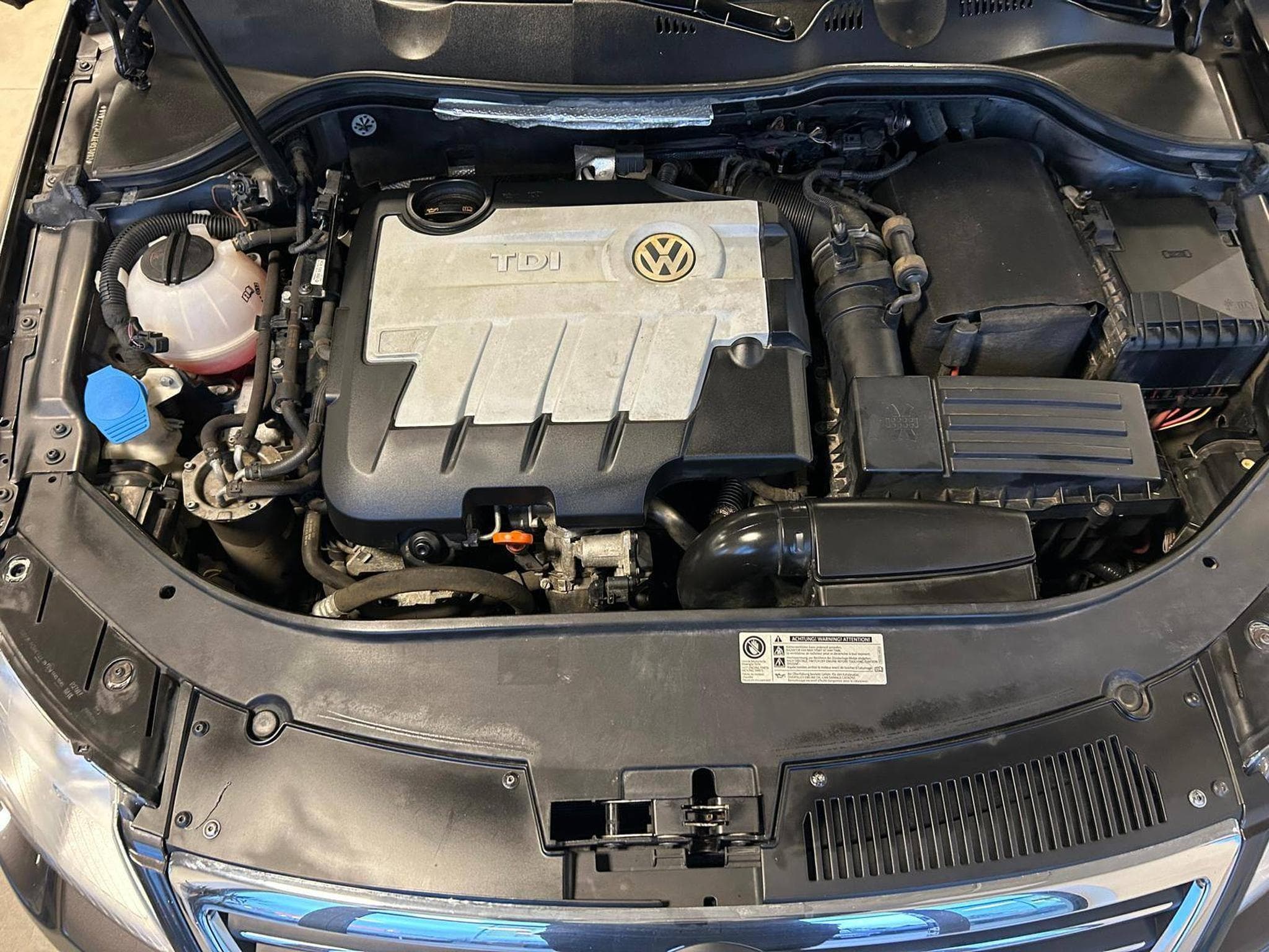 VW Passat HIGHLINE (2010) - Foto 14