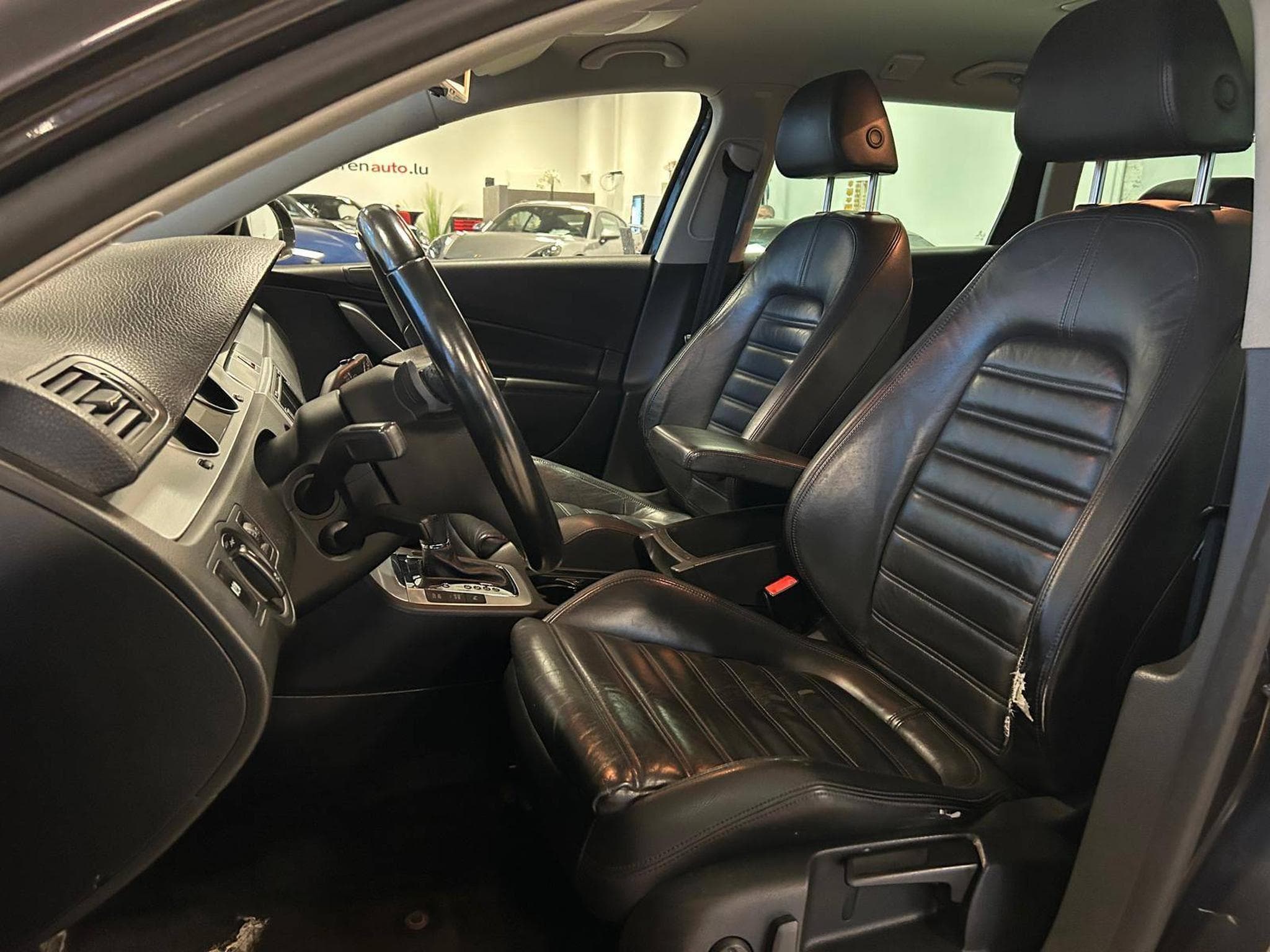 VW Passat HIGHLINE (2010) - Foto 11