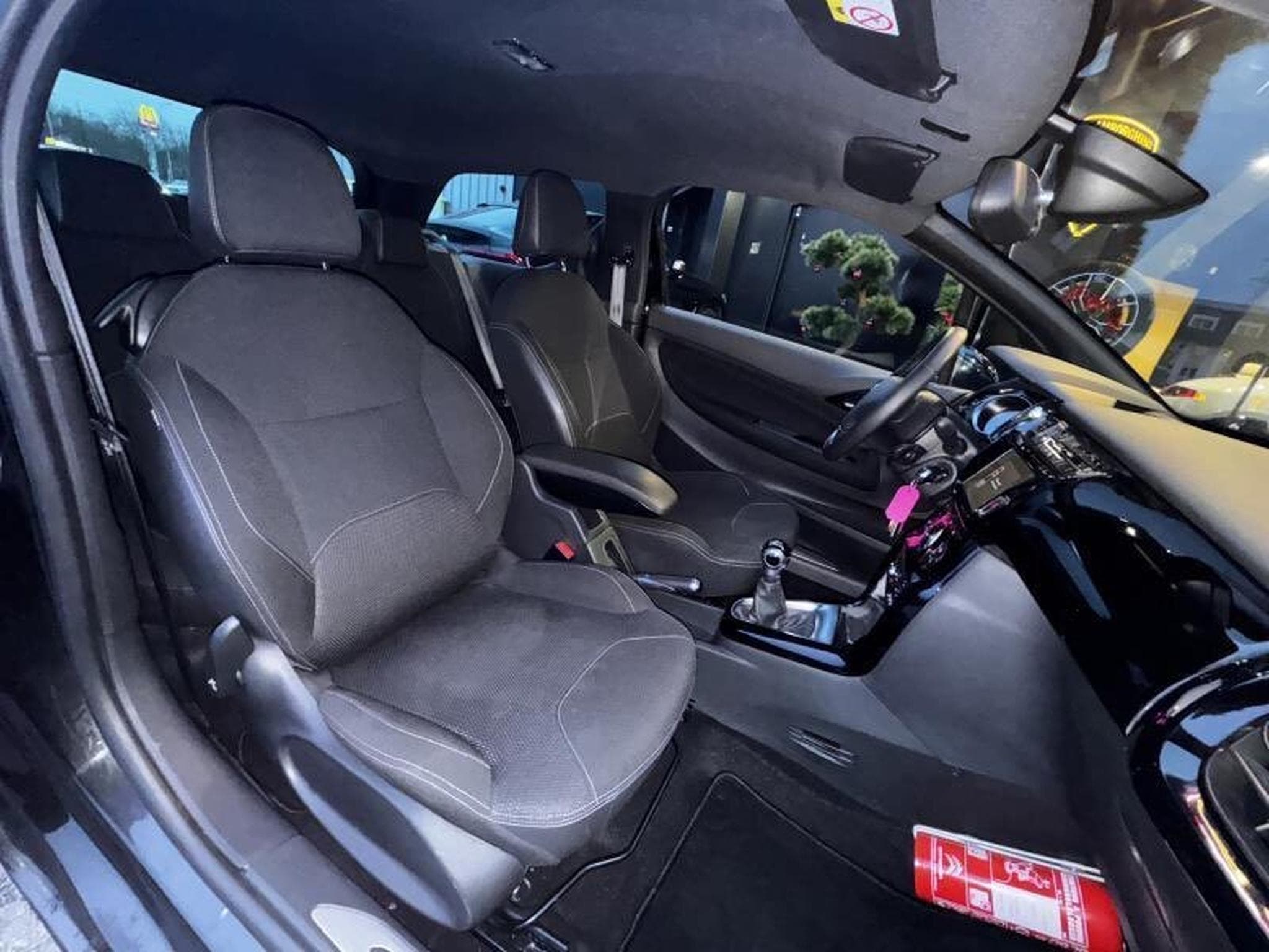 Citroën DS 3 1.5L 92CV (2015) - Photo 6