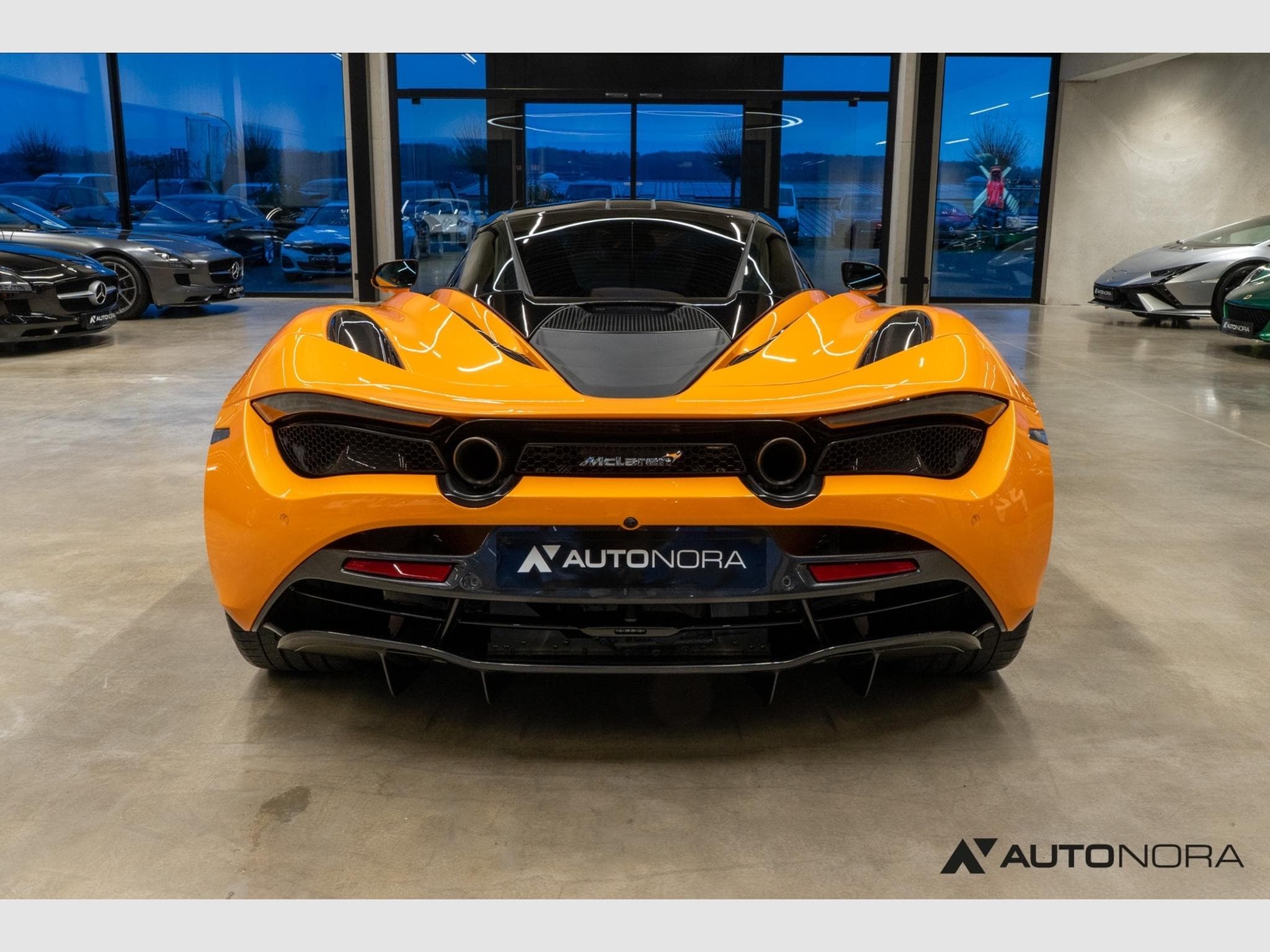 McLaren 720S Performance (2019) - Photo 9