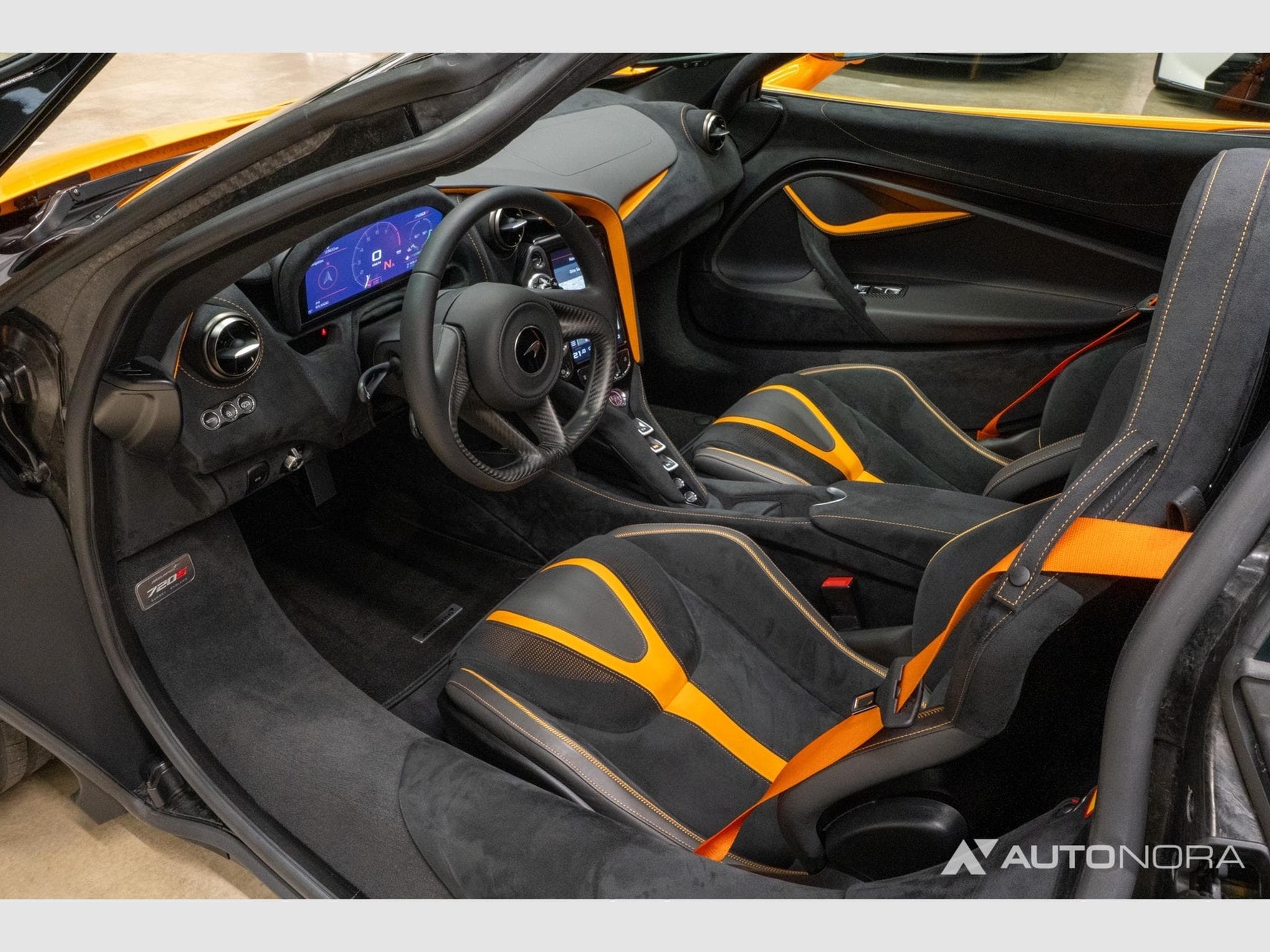 McLaren 720S Performance (2019) - Photo 13