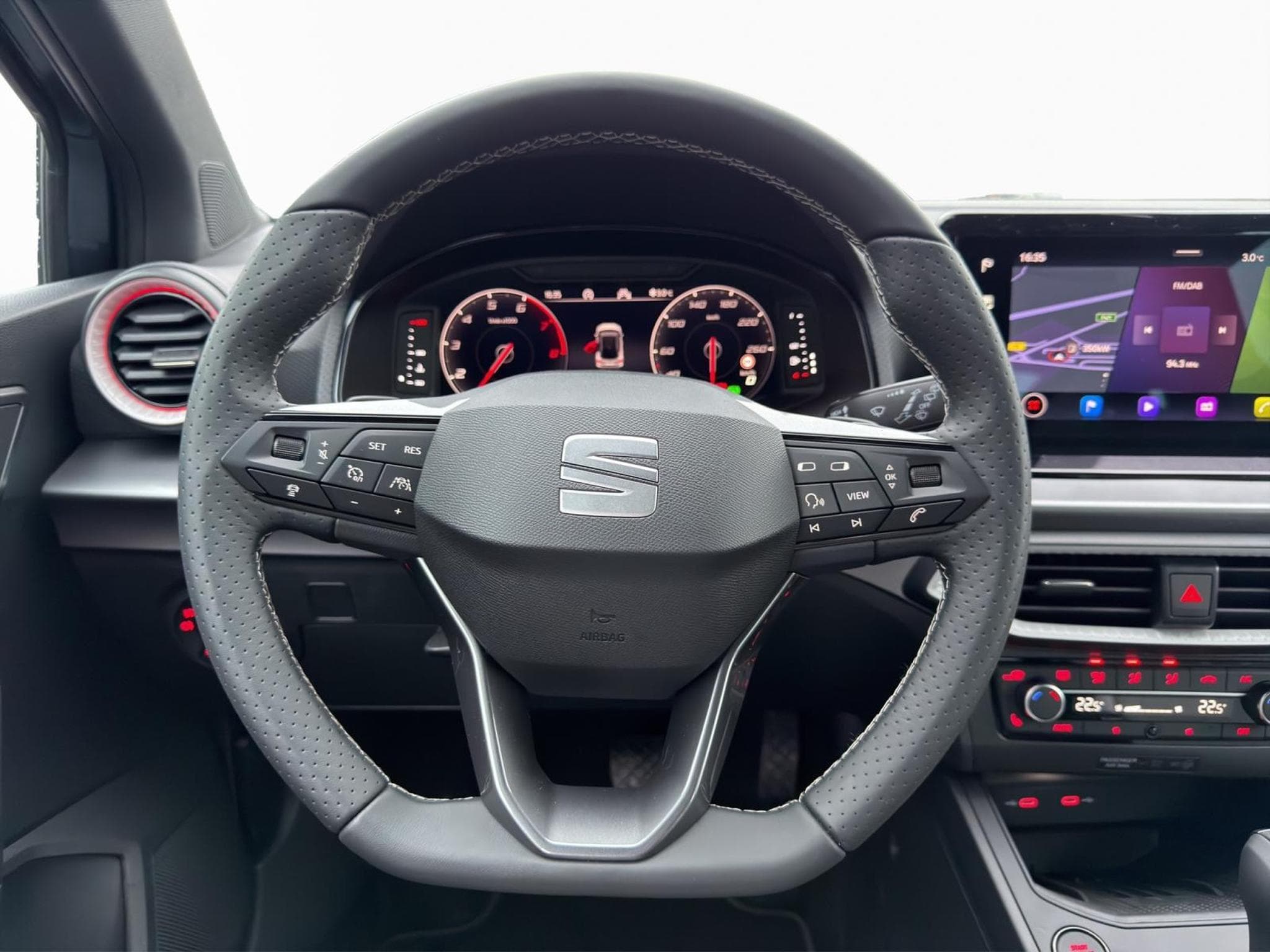 Seat Arona FR (2026) - Photo 10