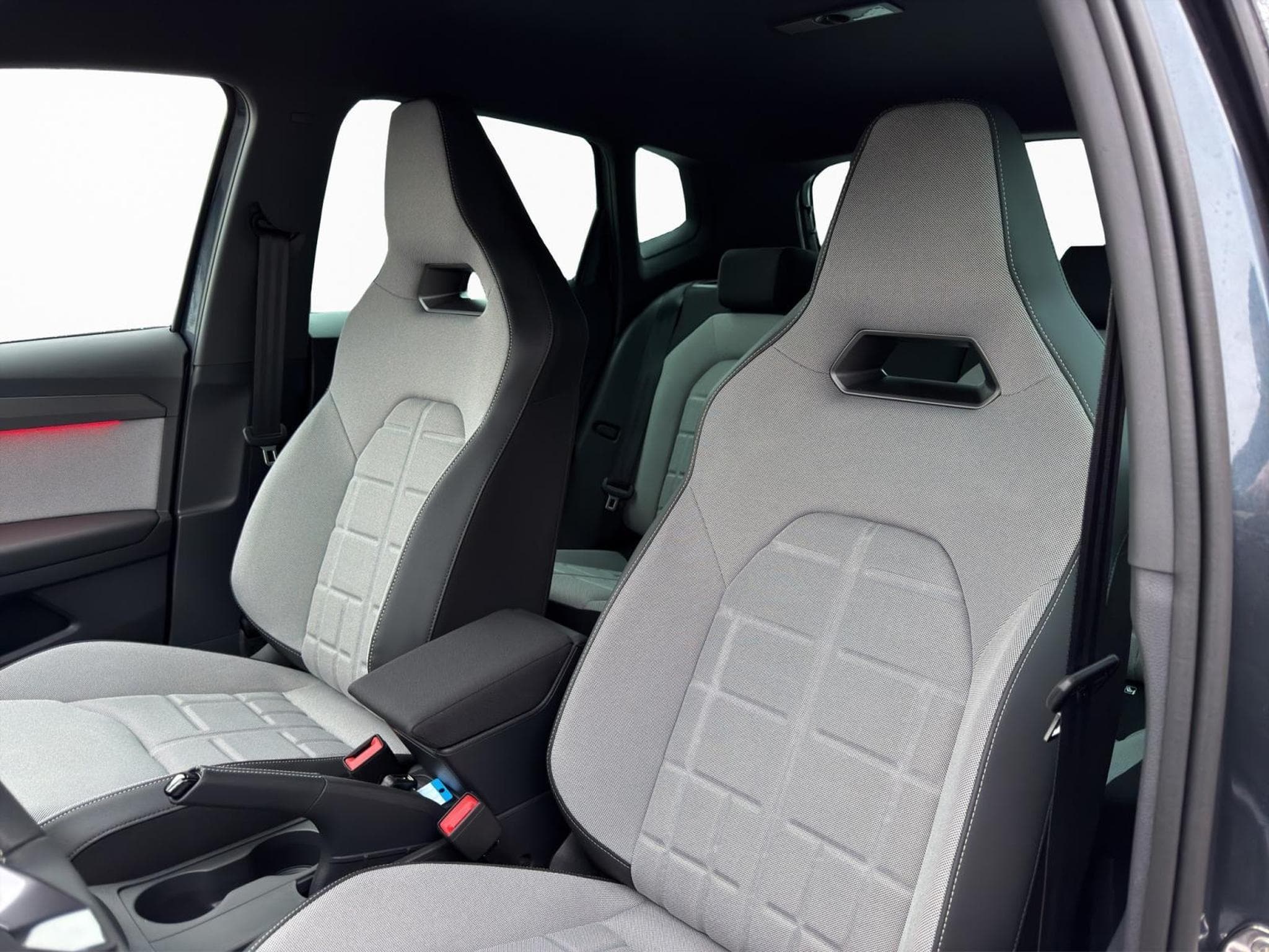 Seat Arona FR (2026) - Photo 9