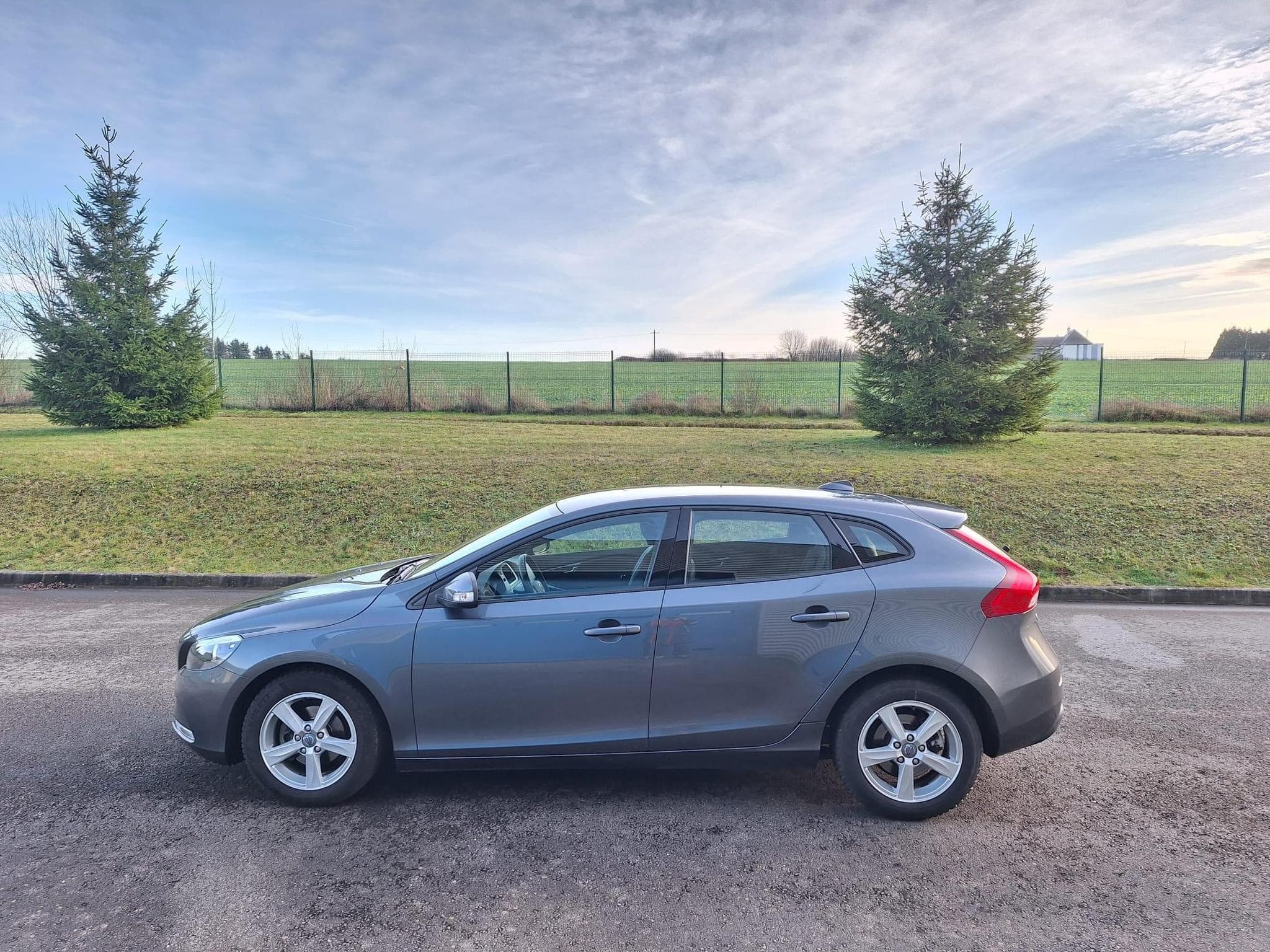 Volvo V40 D2 1.6d 114ch Kinetic (2012) - Photo 6