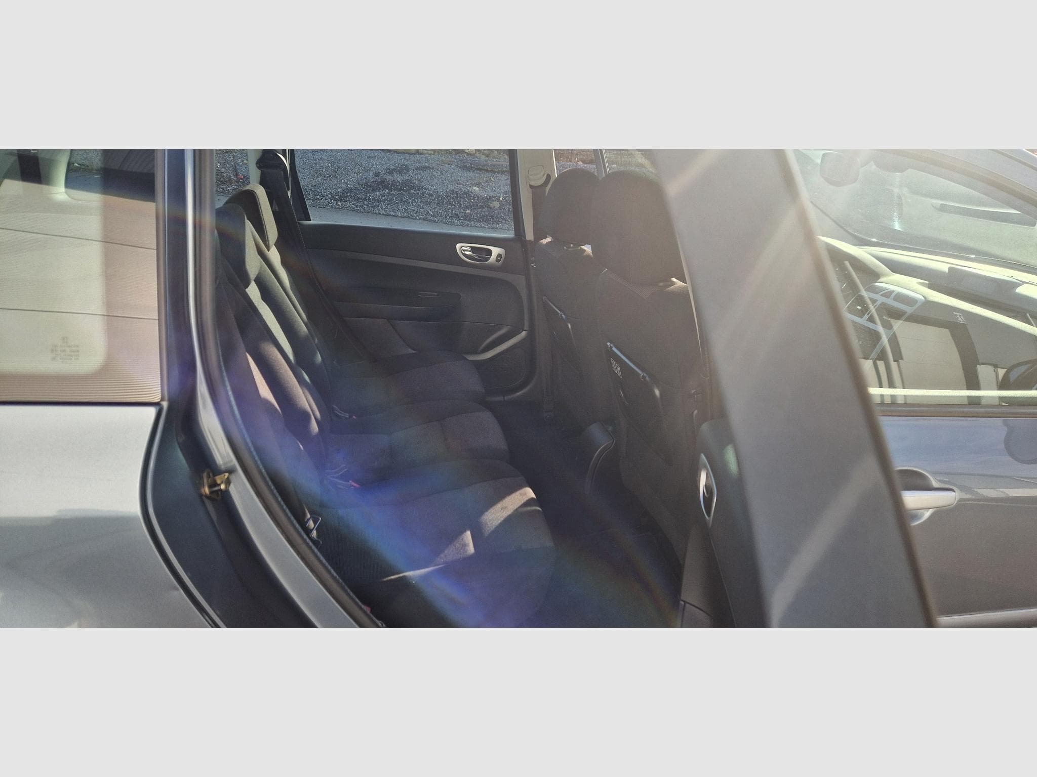 Peugeot 307 SW 1.6 Hdi 109ch Allure (2006) - Photo 13