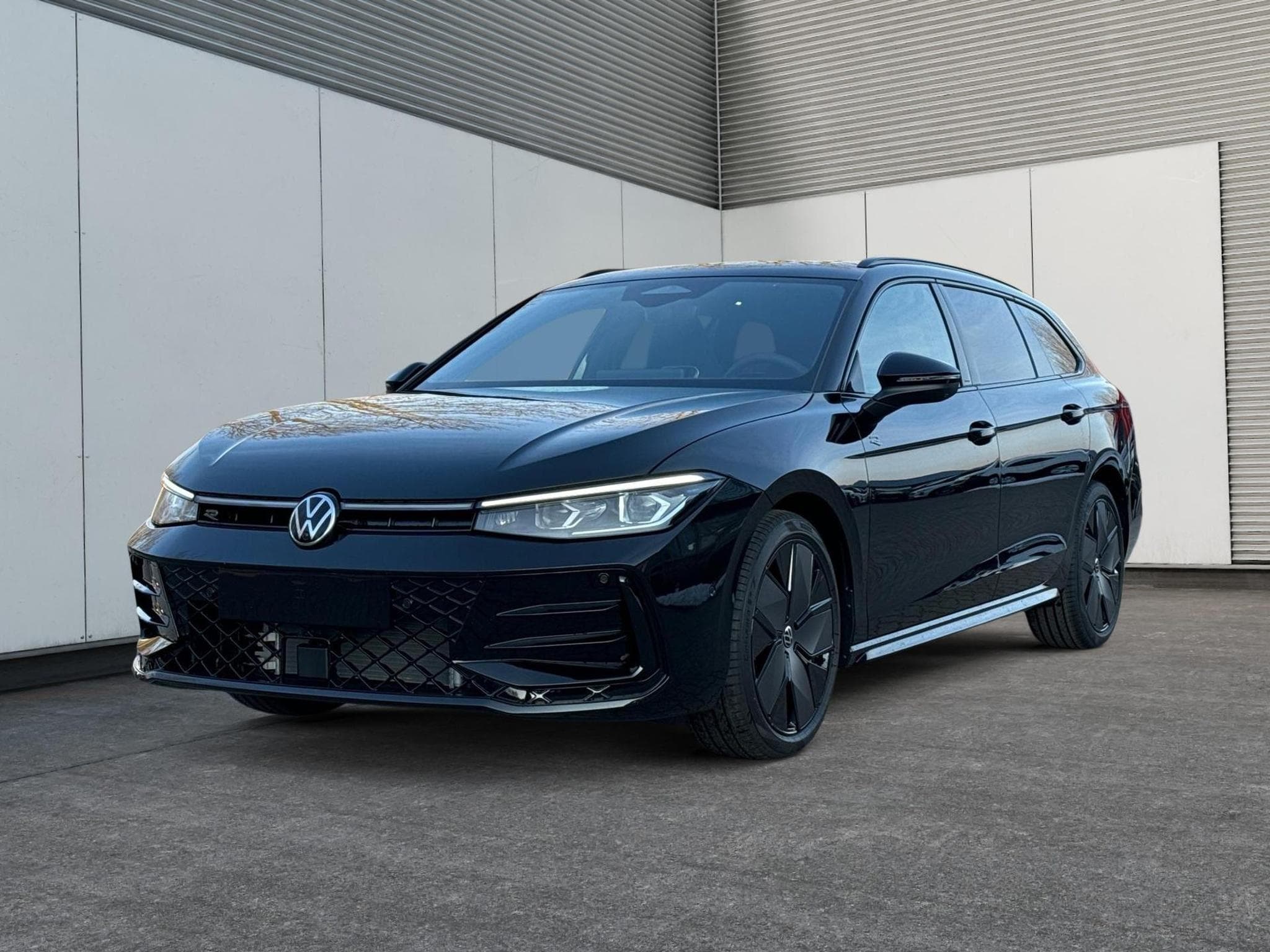 VW Passat Variant R-Line (2026) - Foto 1