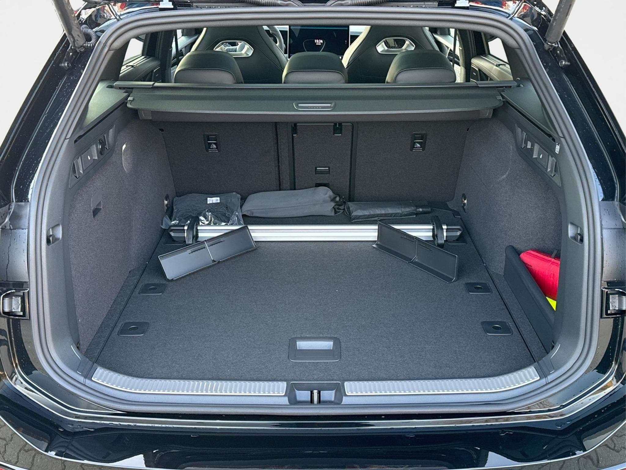 VW Passat Variant R-Line (2026) - Foto 11