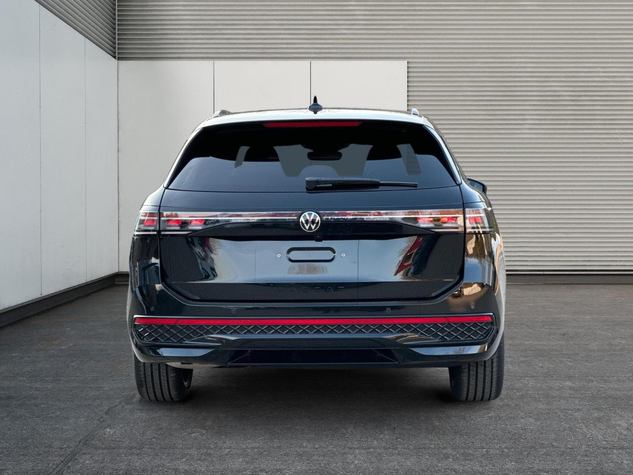 VW Passat Variant R-Line (2026) - Foto 4