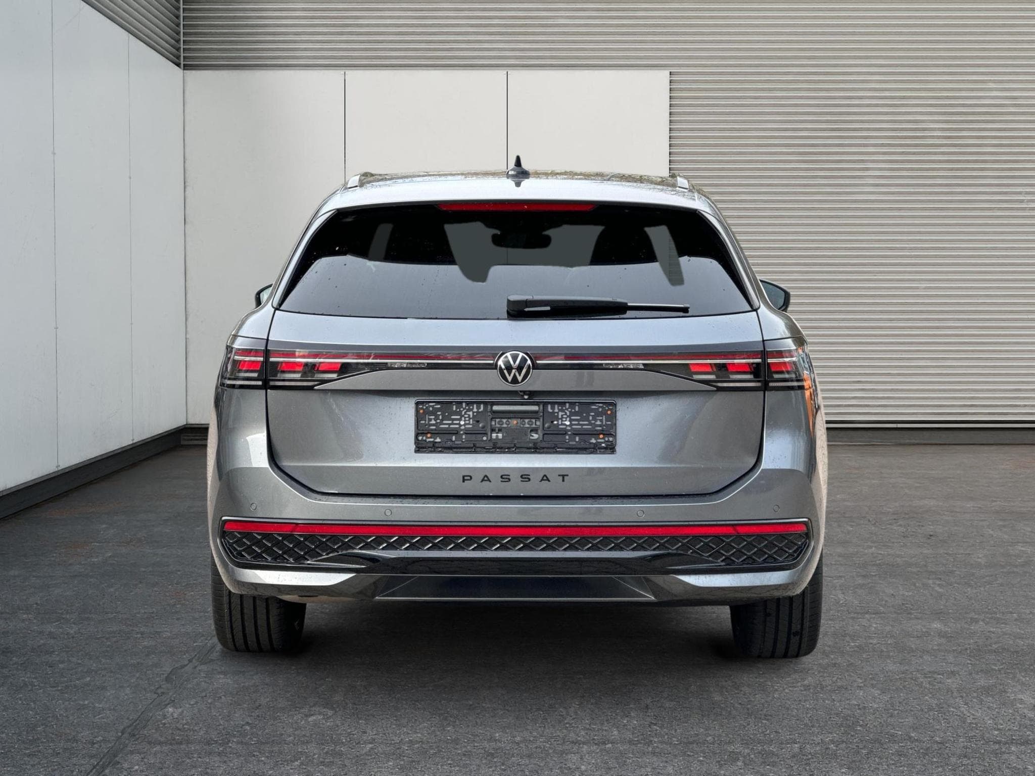 VW Passat Variant R-Line (2026) - Foto 4