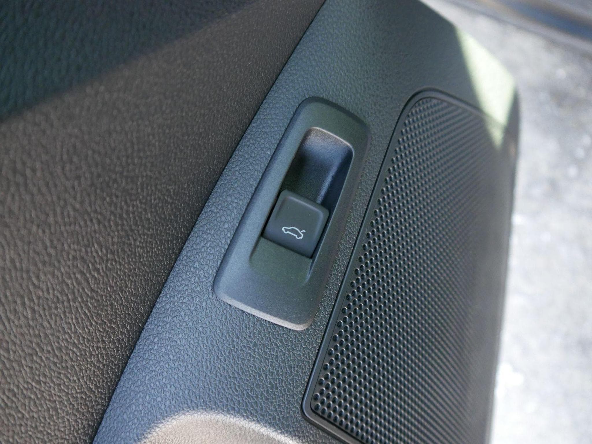 Skoda Karoq Sportline 2.0 TSI 4x4 DSG (2026) - Foto 14