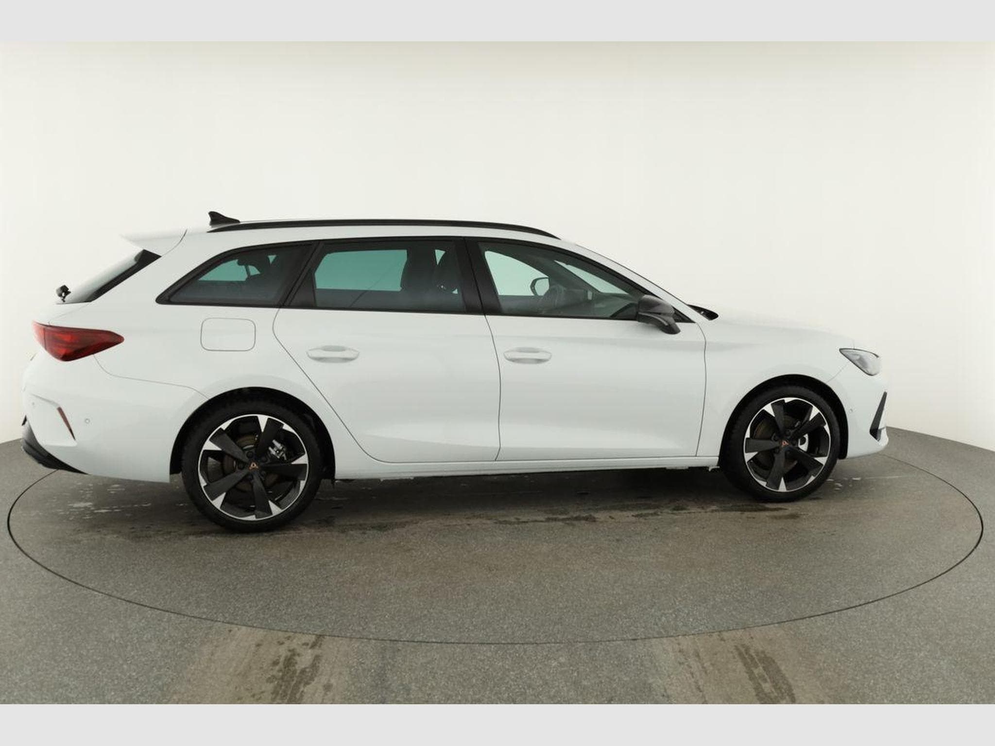 Cupra Leon 1.5 eTSI 110 kW (2026) - Foto 18