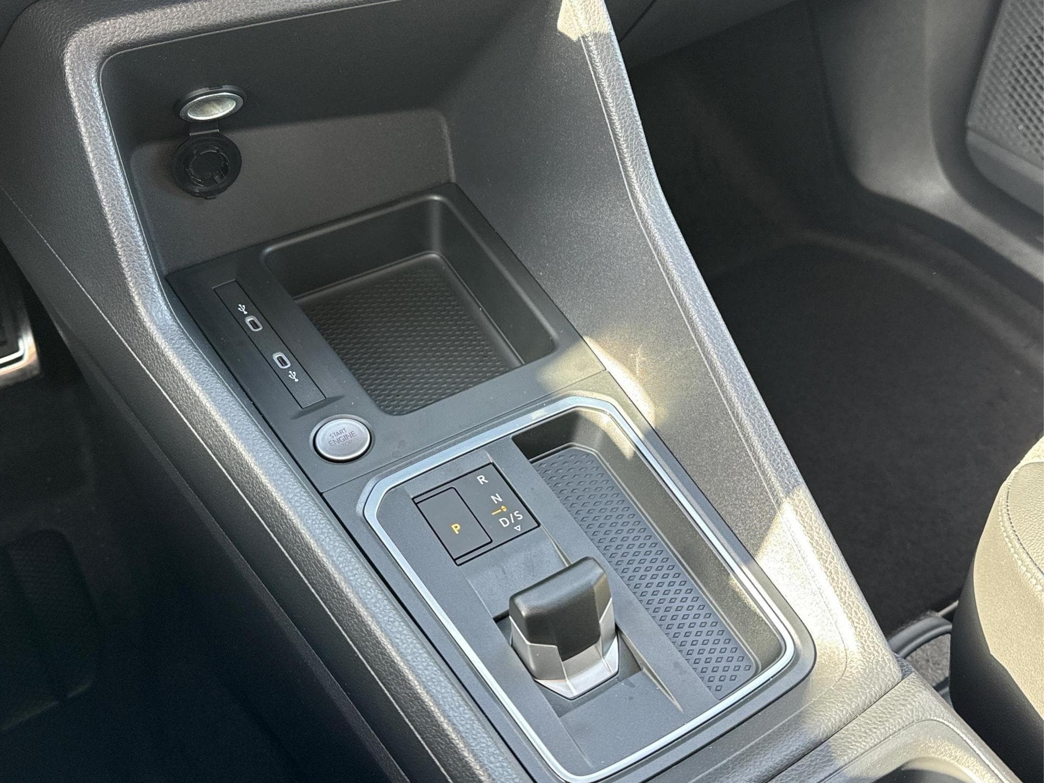 VW Caddy Style Maxi (2026) - Foto 24