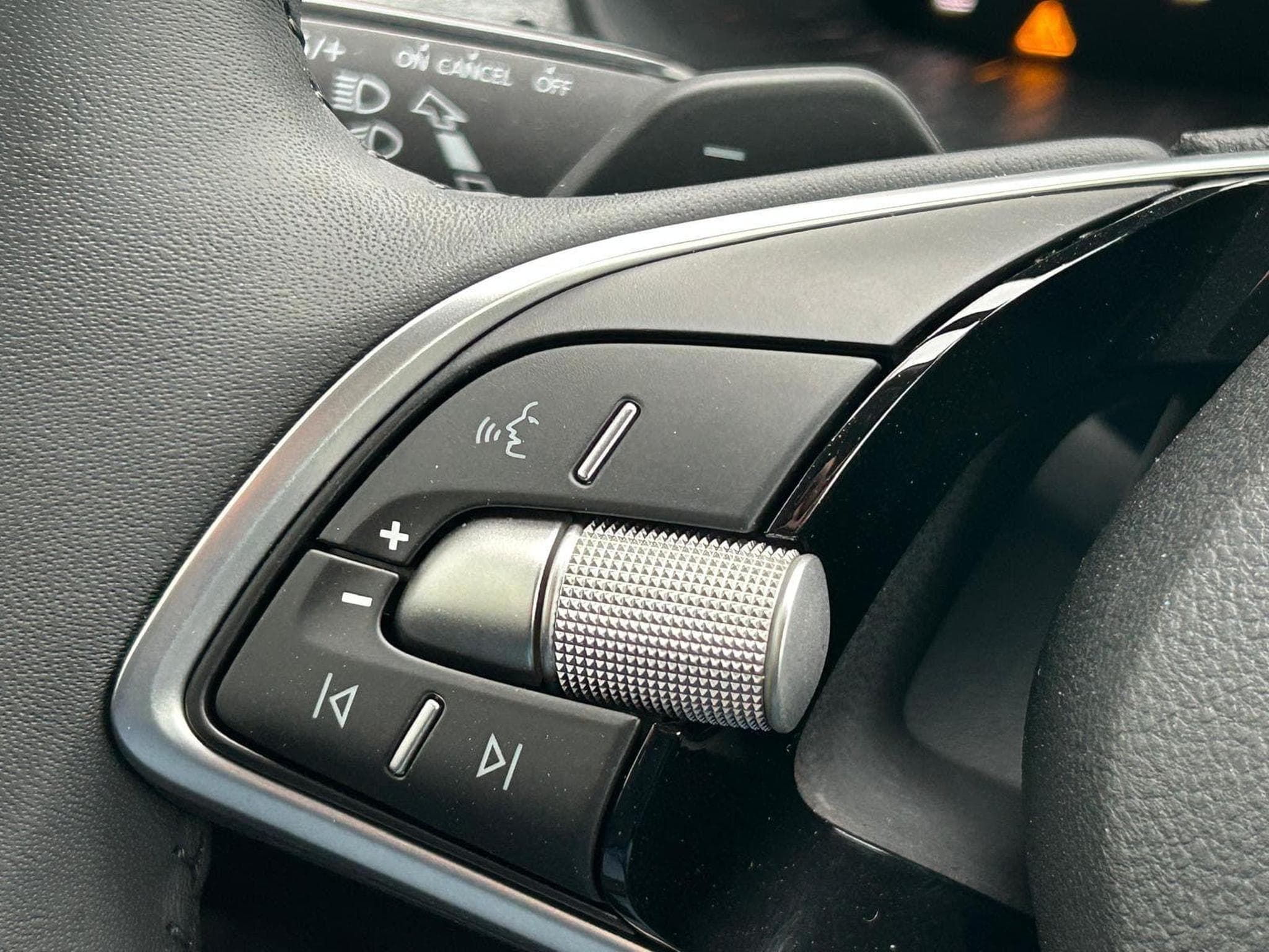 Skoda Kamiq 1.0 TSI 115PS (2025) - Foto 17