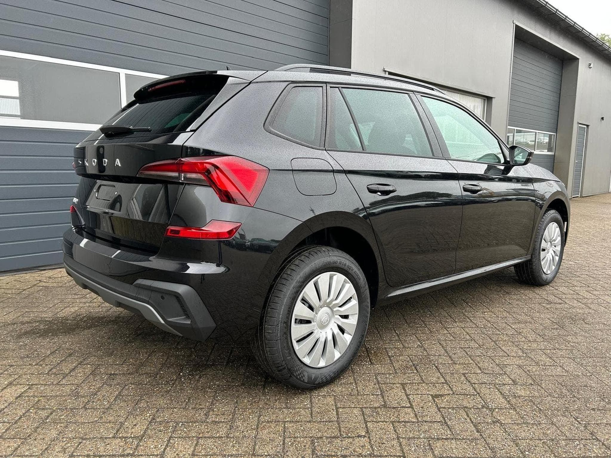 Skoda Kamiq 1.0 TSI 115PS (2025) - Foto 5