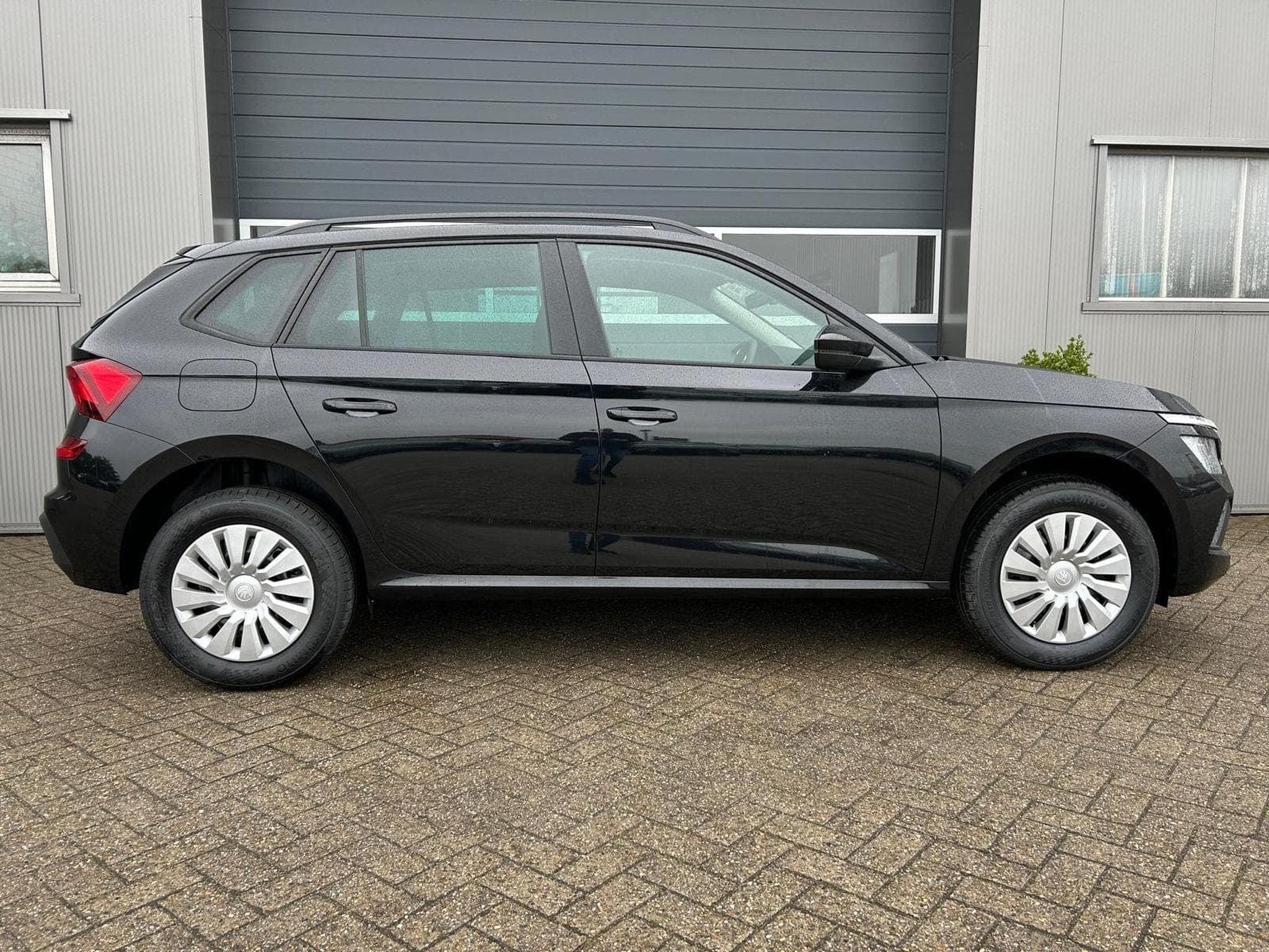 Skoda Kamiq 1.0 TSI 115PS (2025) - Foto 6