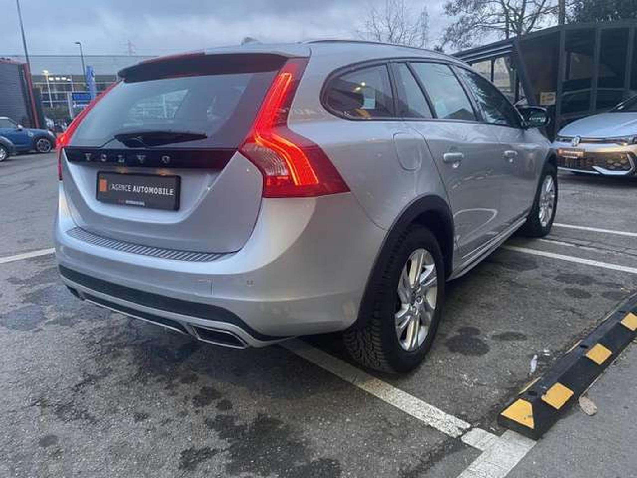 Volvo V60 vente privé (2018) - Foto 5
