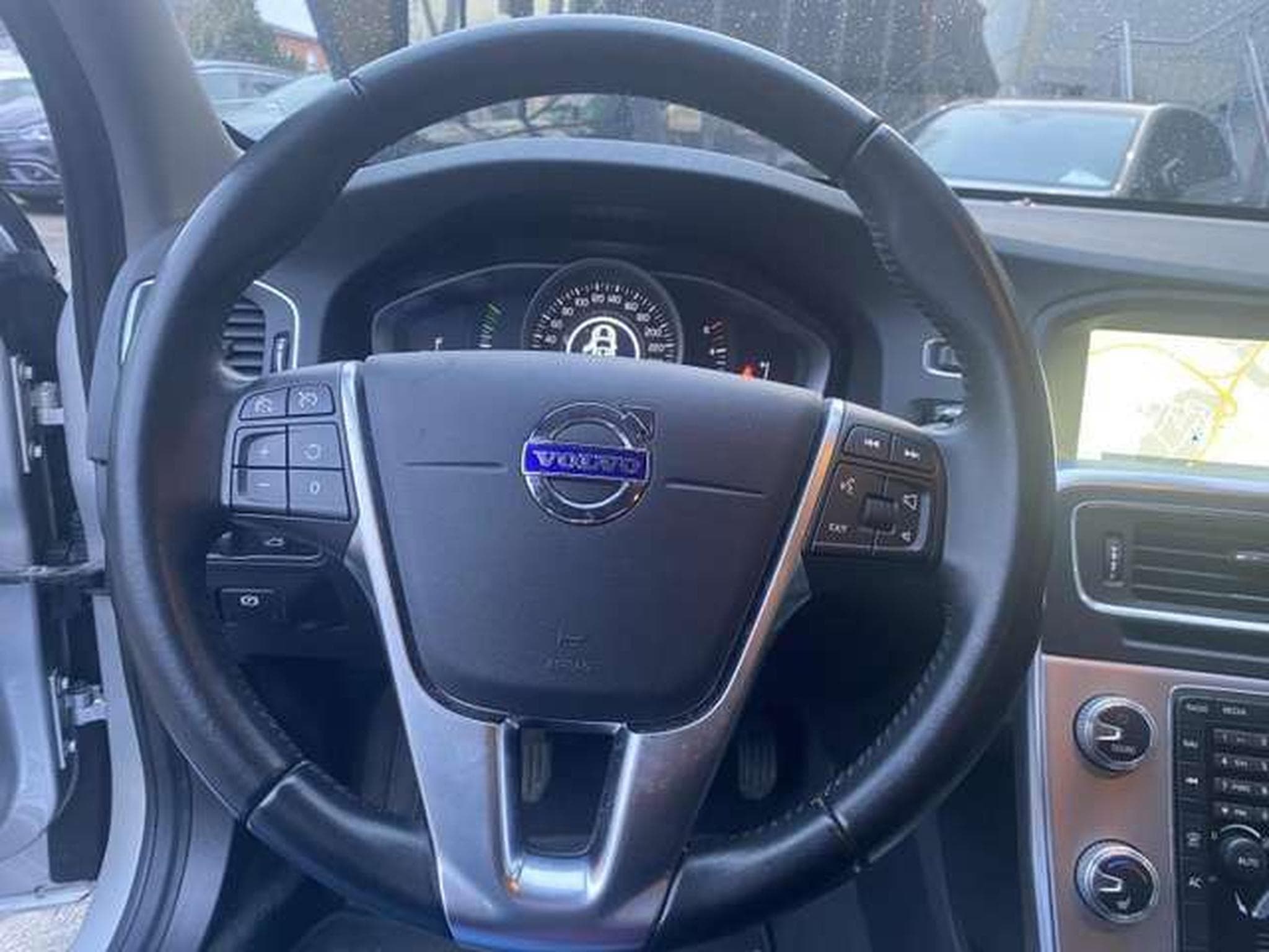 Volvo V60 vente privé (2018) - Foto 9