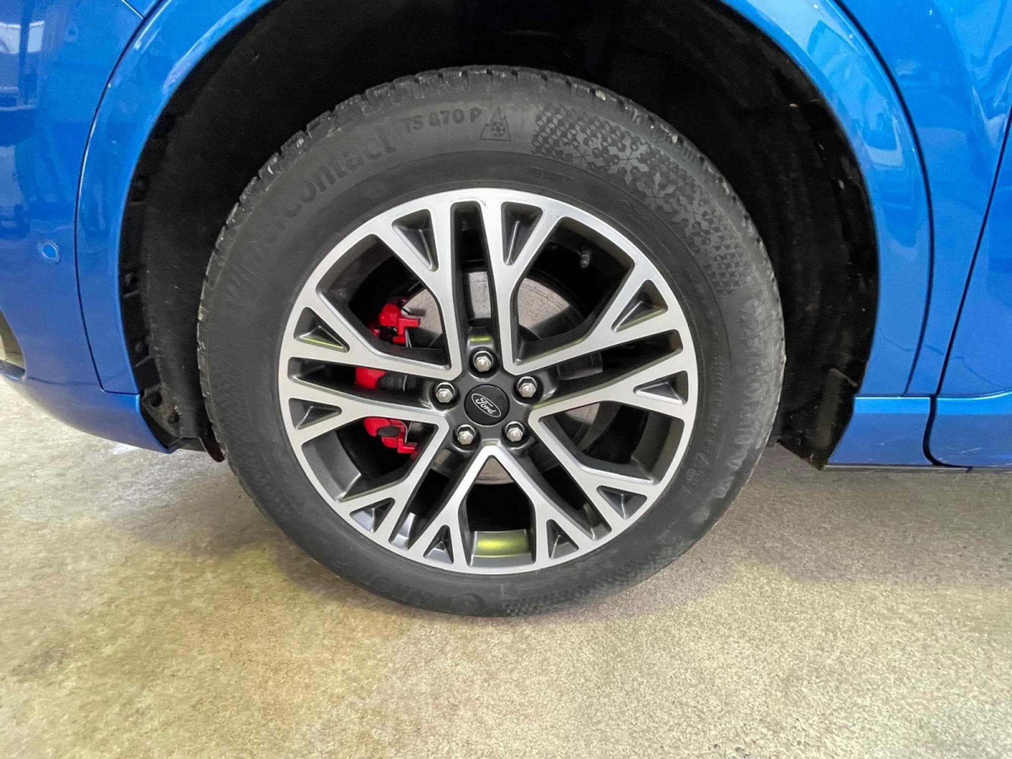 Ford Kuga ST-Line X PHEV 243cv Aut. FWD (2025) - Foto 9