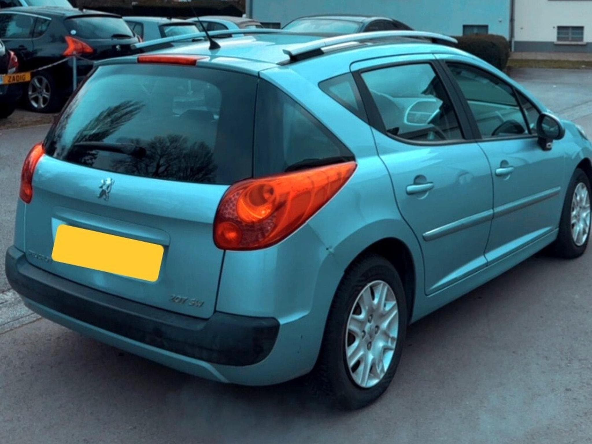 Peugeot 207 1.6 HDI (2008) - Photo 4