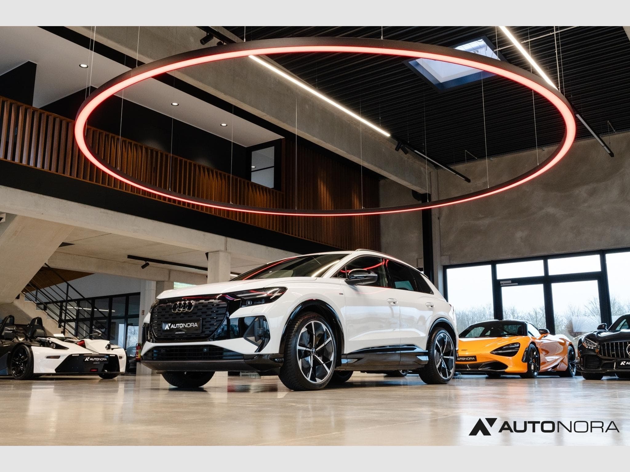 Audi Q4 e-tron 55 quattro S-Line Edition (2024) - Photo 10