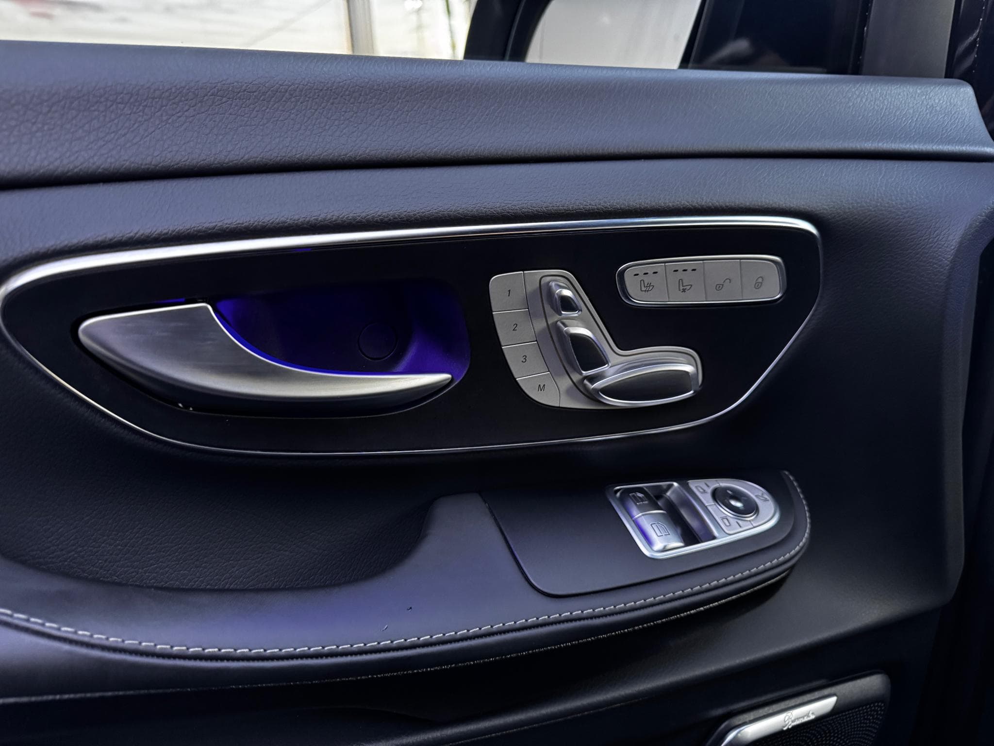 Mercedes V 300 EXCLUSIVE EXTRA LONGUE L3 4MATIC AIRMATIC 2.0L 237CV (2025) - Photo 7