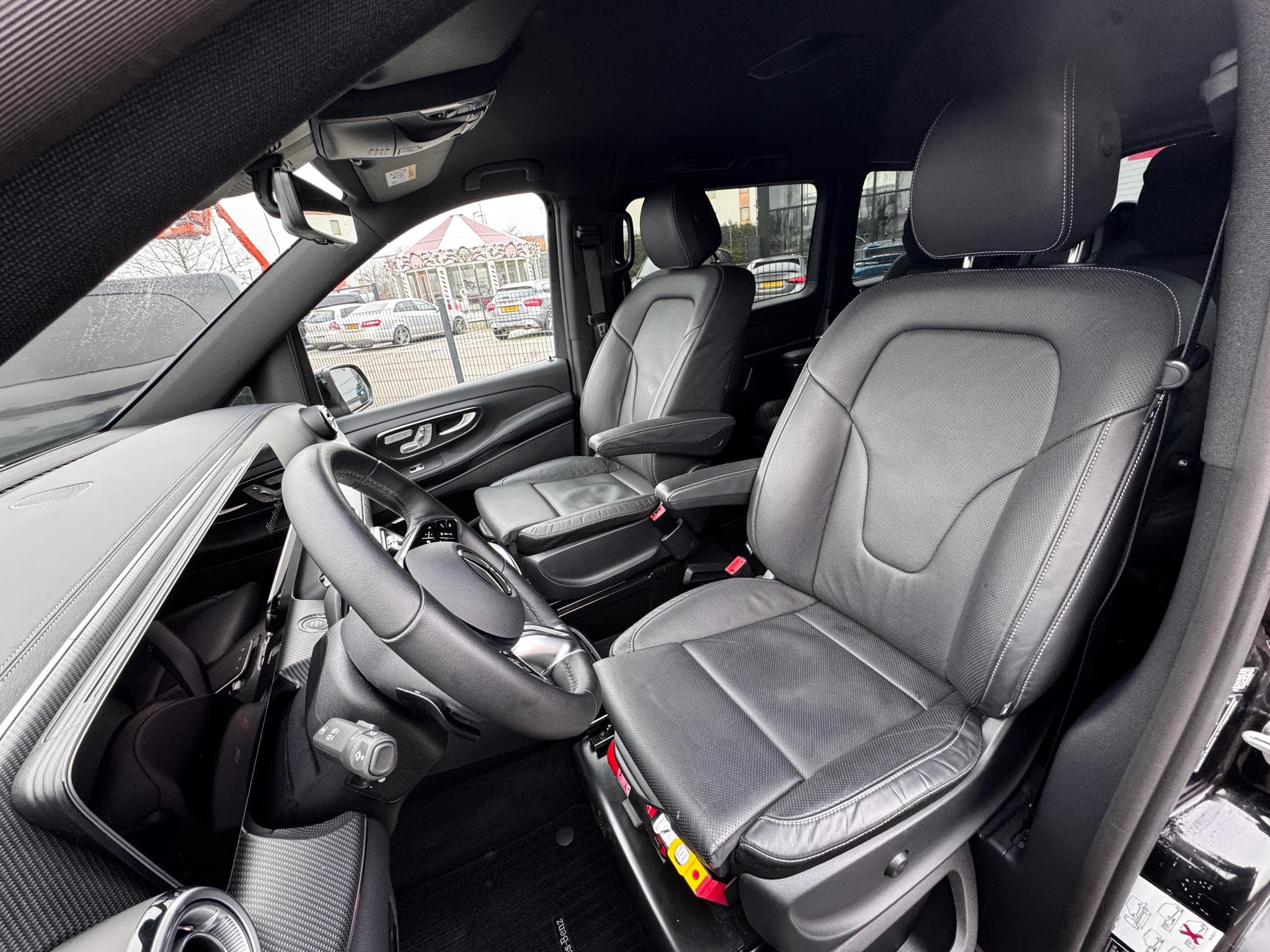 Mercedes V 300 EXCLUSIVE EXTRA LONGUE L3 4MATIC AIRMATIC 2.0L 237CV (2025) - Photo 6