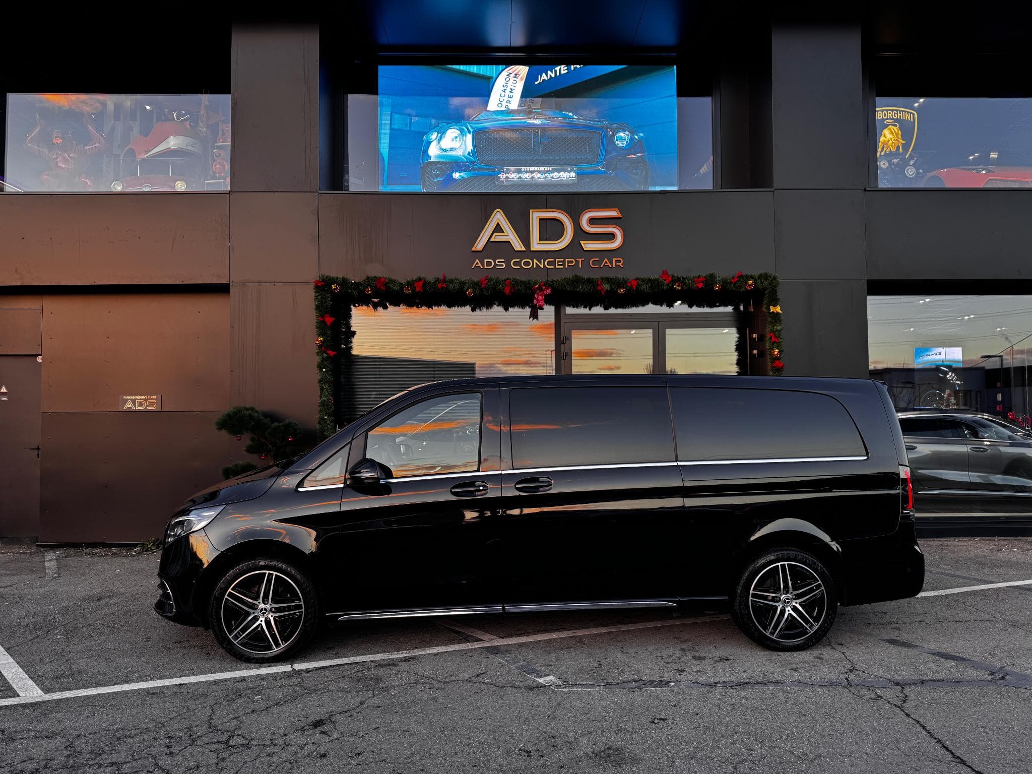 Mercedes V 300 EXCLUSIVE EXTRA LONGUE L3 4MATIC AIRMATIC 2.0L 237CV (2025) - Photo 23