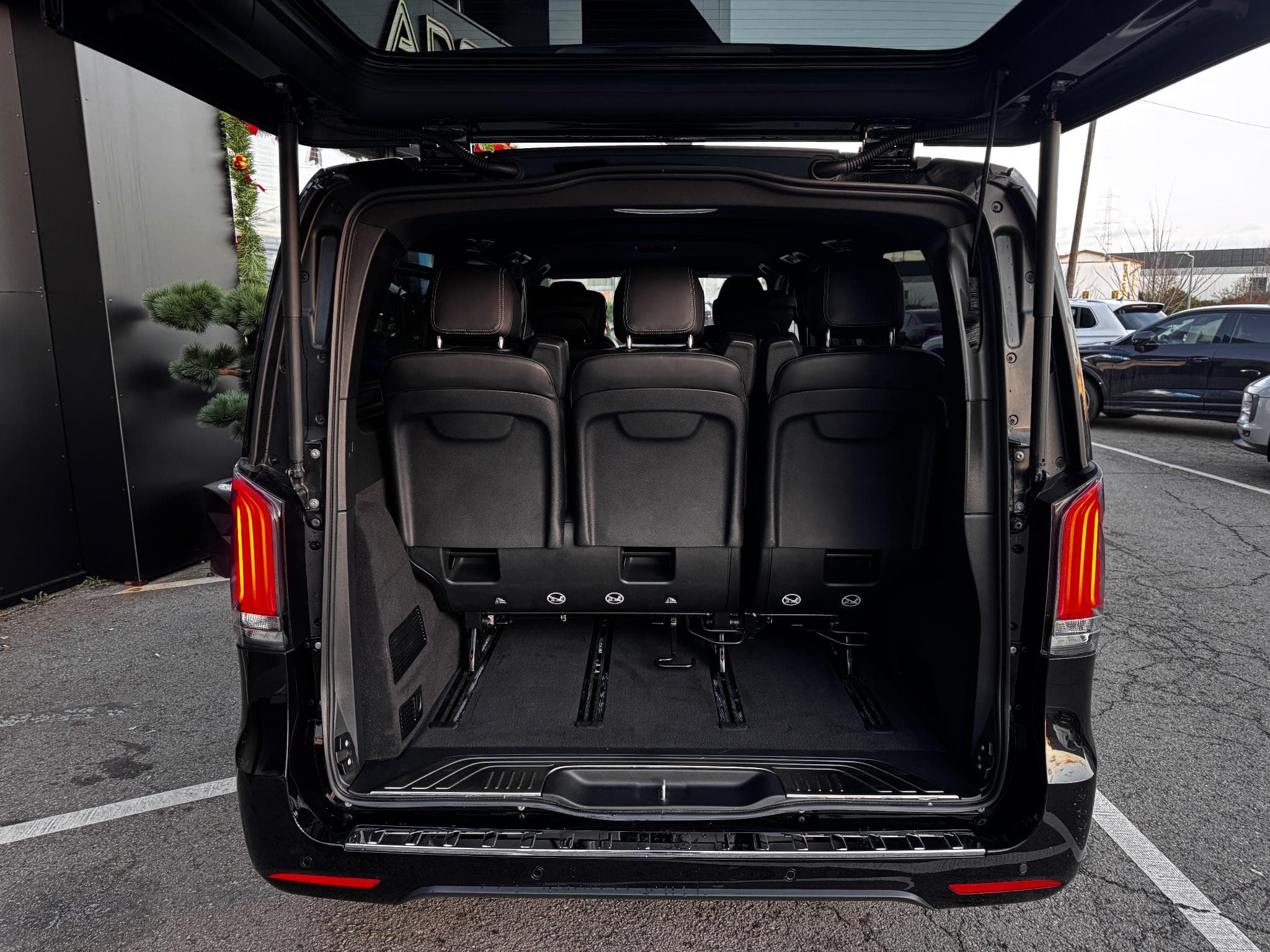 Mercedes V 300 EXCLUSIVE EXTRA LONGUE L3 4MATIC AIRMATIC 2.0L 237CV (2025) - Photo 20