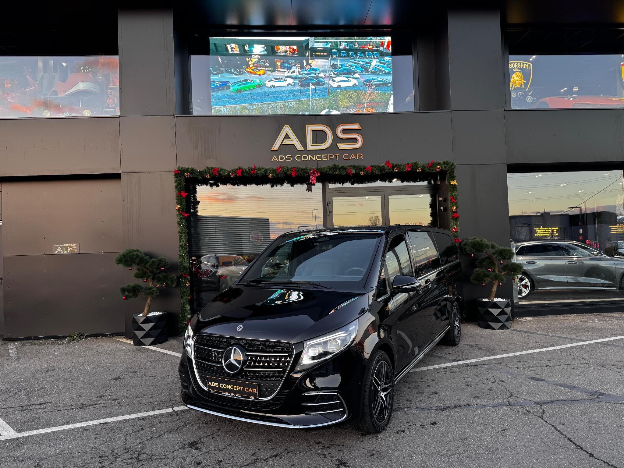 Mercedes V 300 EXCLUSIVE EXTRA LONGUE L3 4MATIC AIRMATIC 2.0L 237CV (2025) - Photo 22