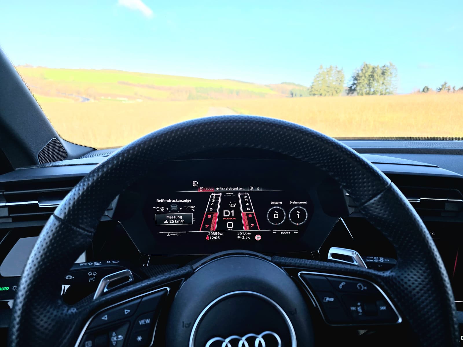 Audi RS3 (2023) - Photo 8